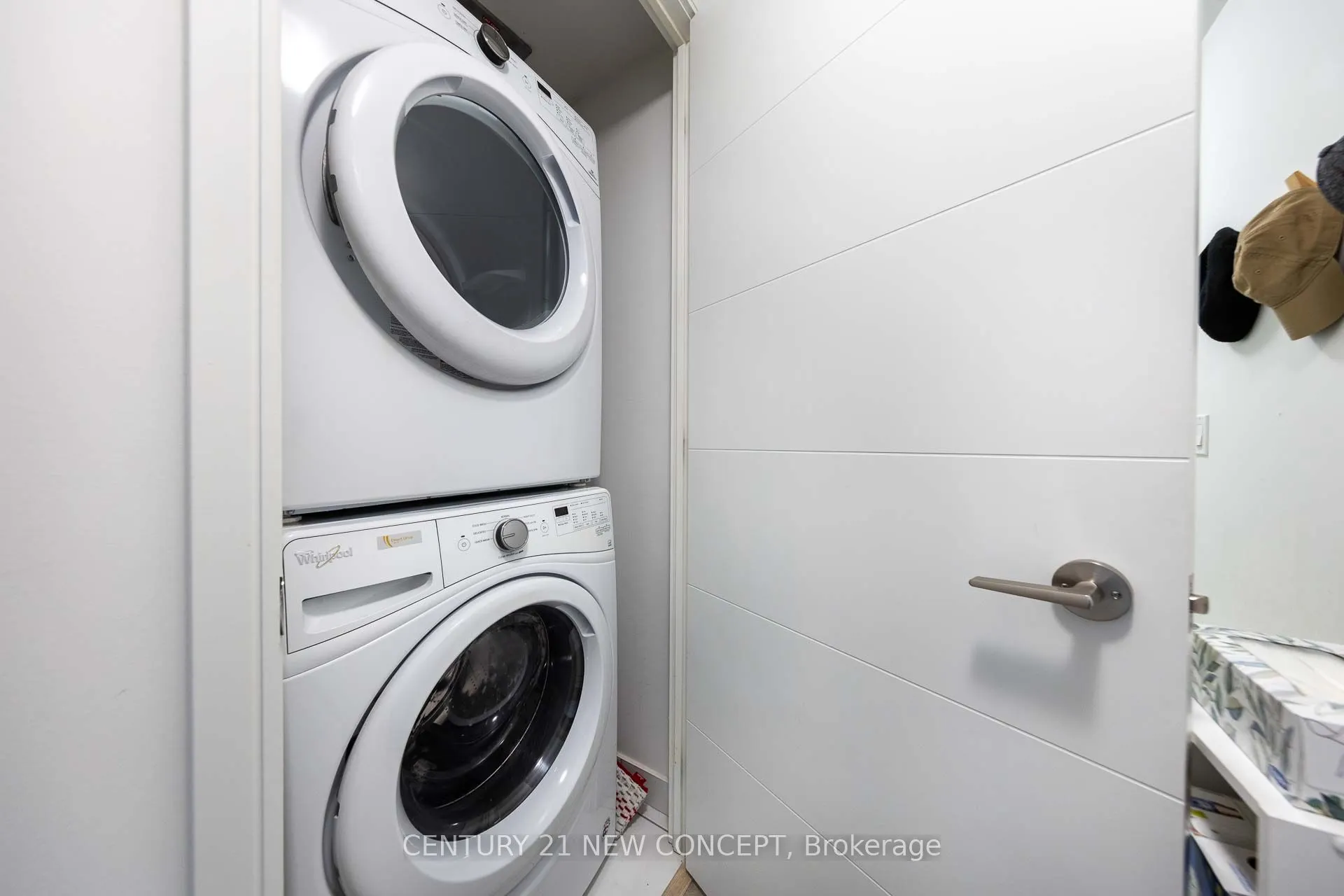 50 wellesley Street E, #508