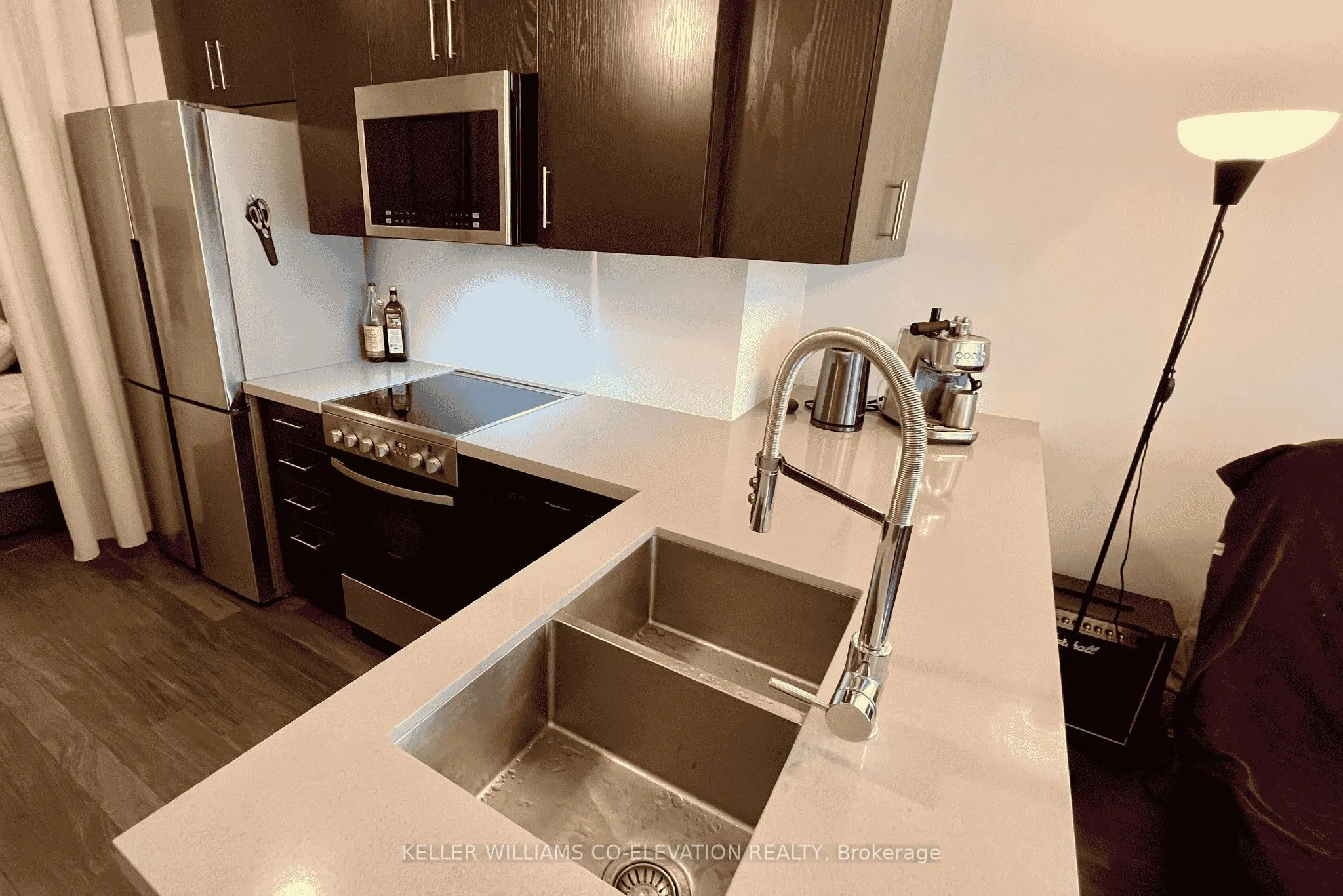 10 Wellesley Place, #108