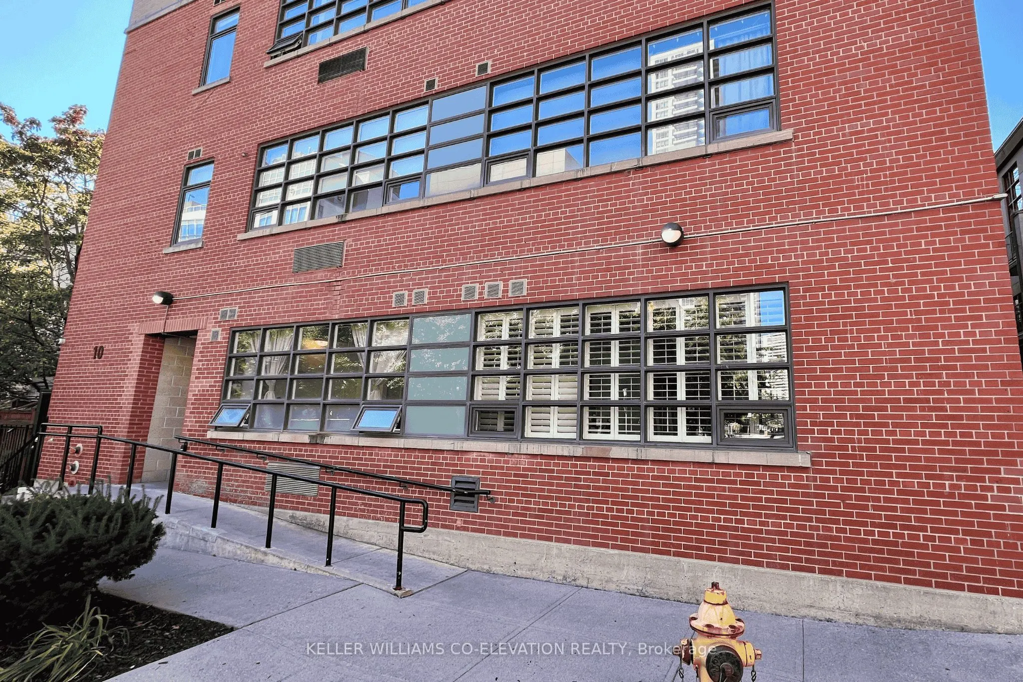 10 Wellesley Place, #108