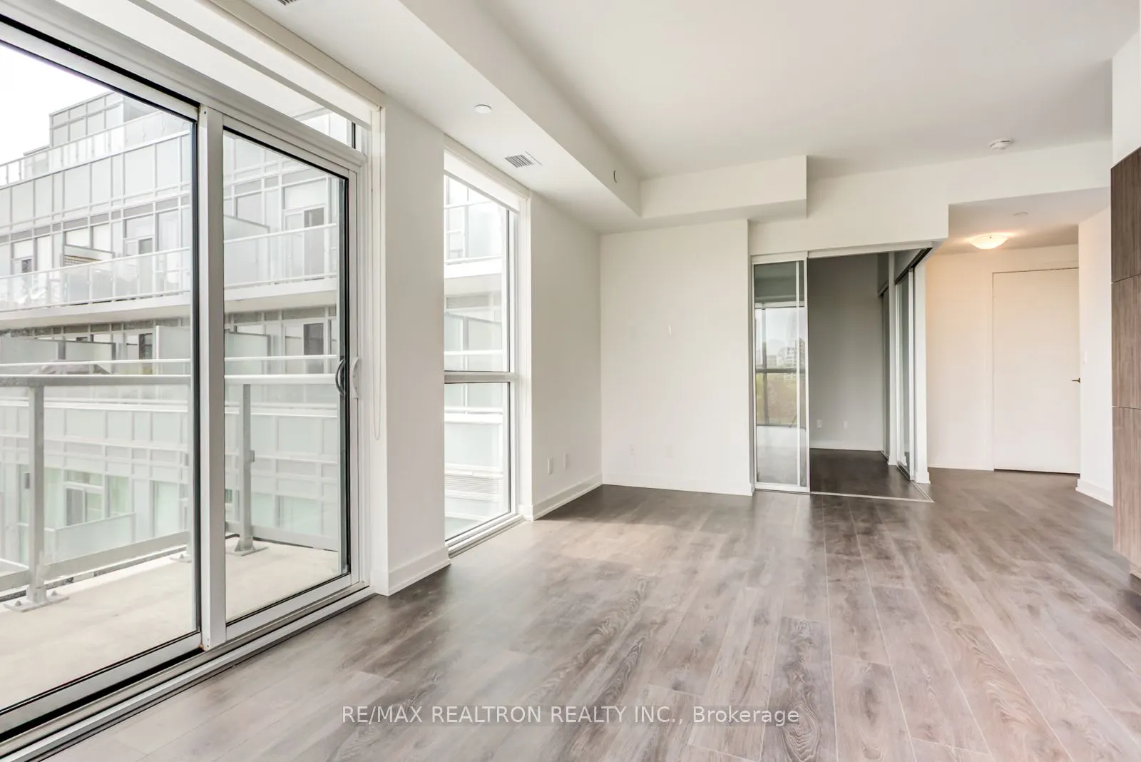 501 St Clair Avenue W, #507