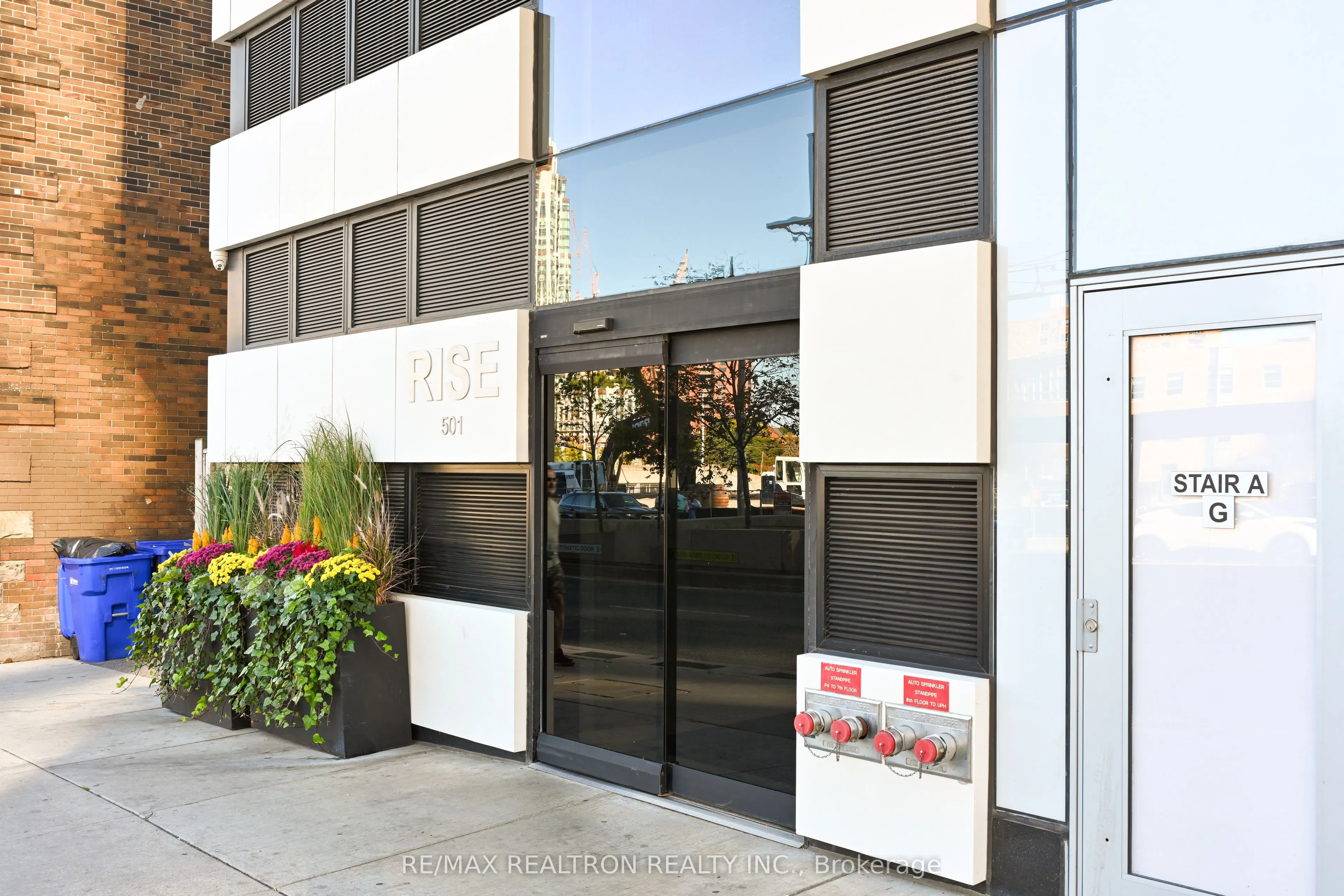 501 St Clair Avenue W, #507
