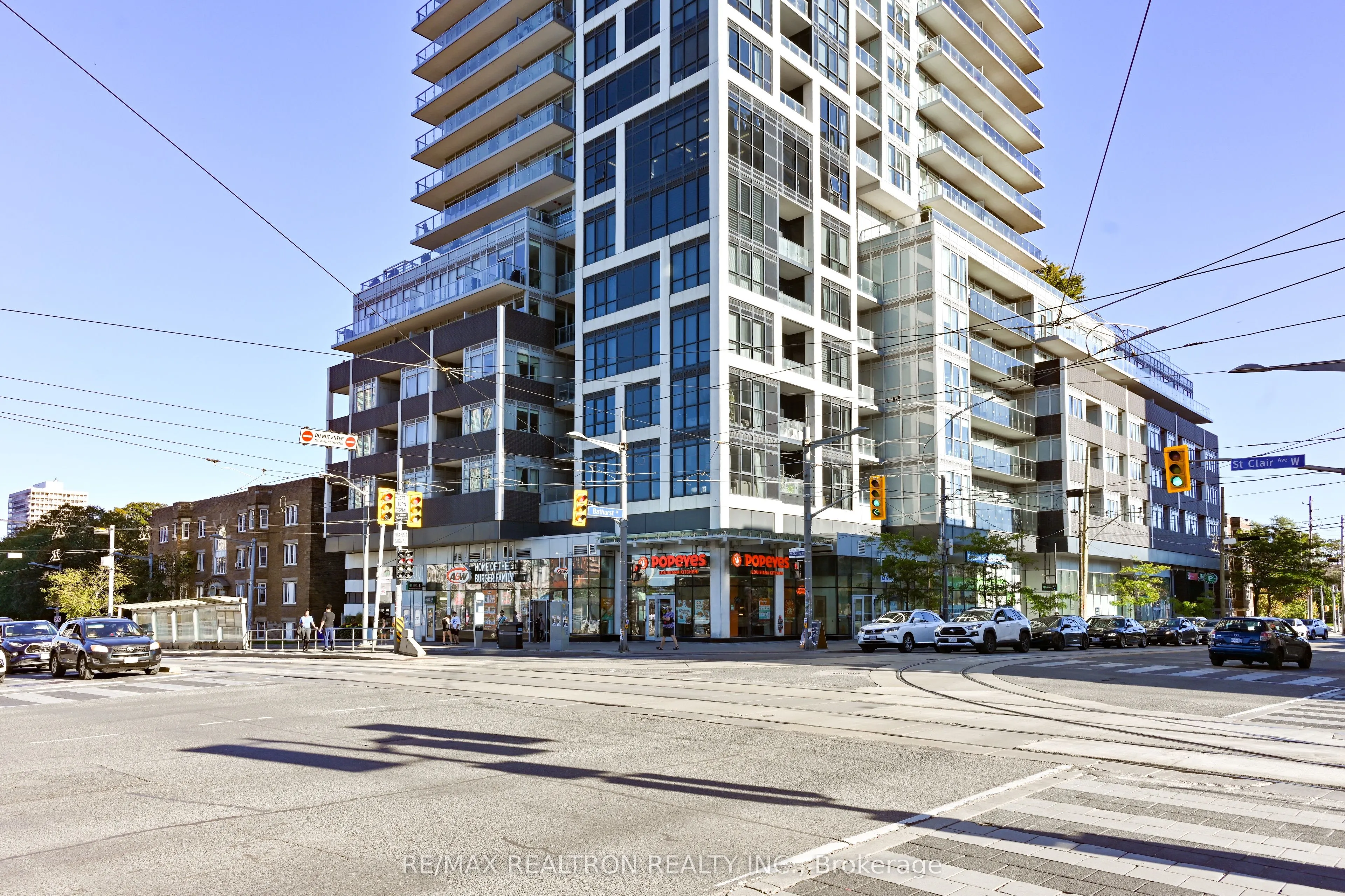 501 St Clair Avenue W, #507