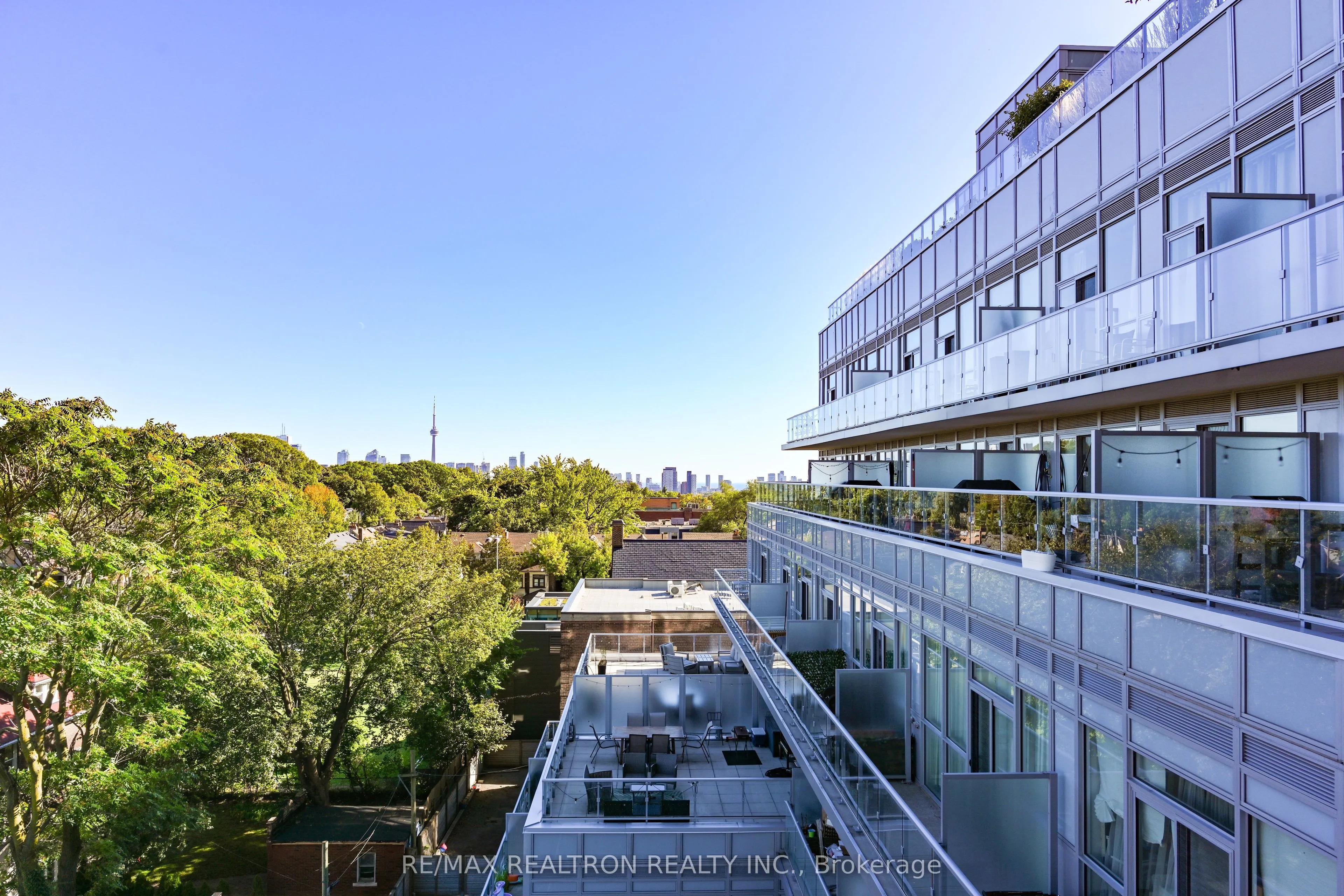 501 St Clair Avenue W, #507