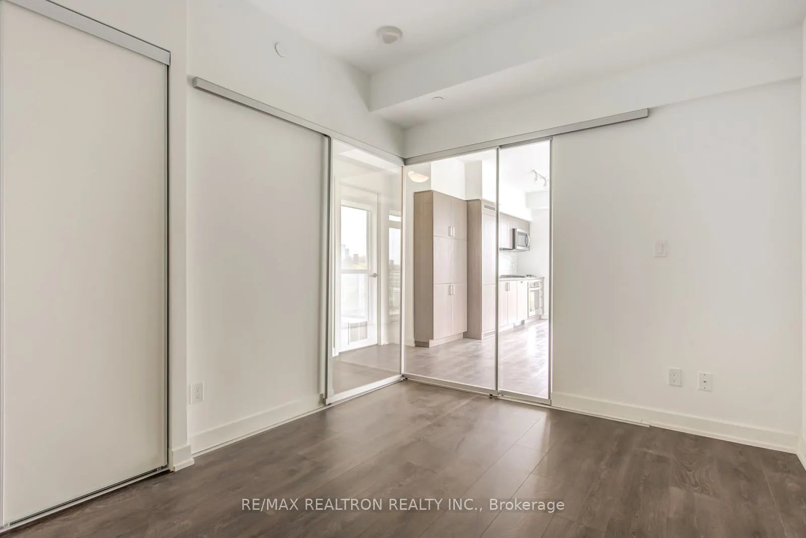 501 St Clair Avenue W, #507