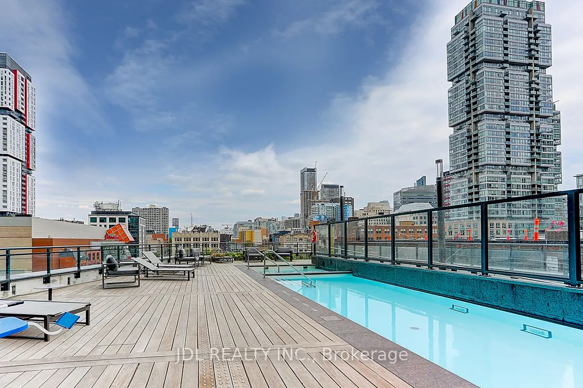 99 John Street, #3702