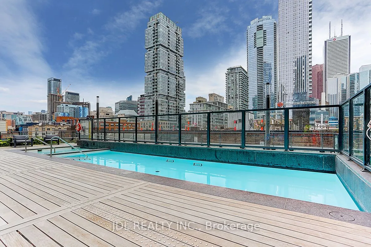 99 John Street, #3702