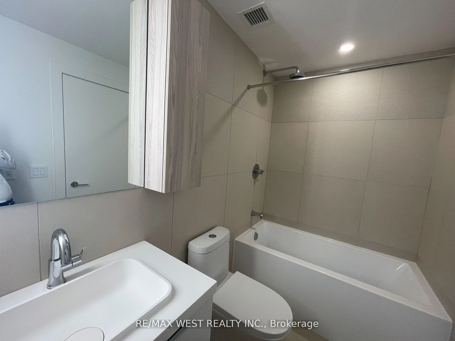 15 Mercer Street, #2101