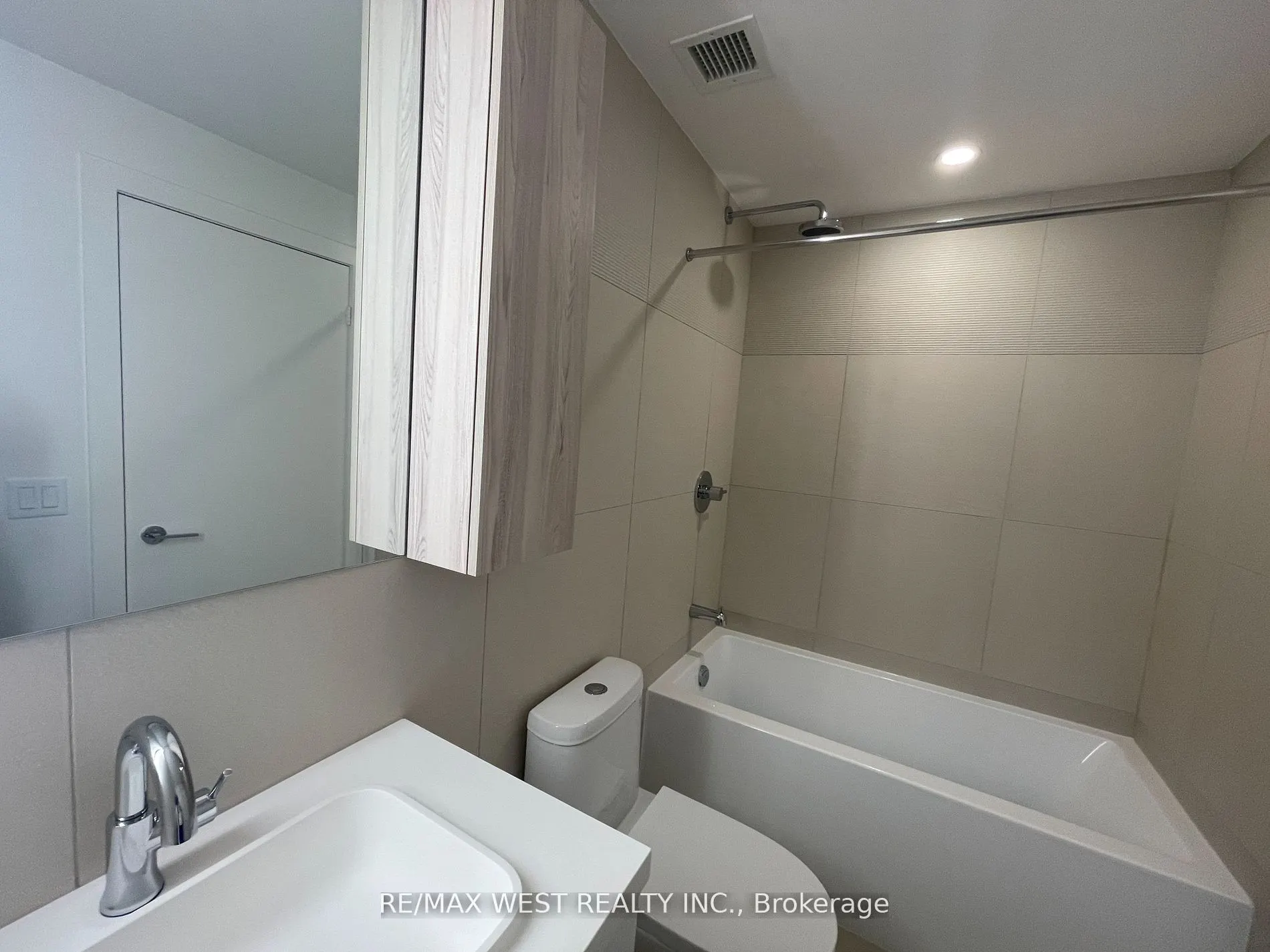 15 Mercer Street, #2101