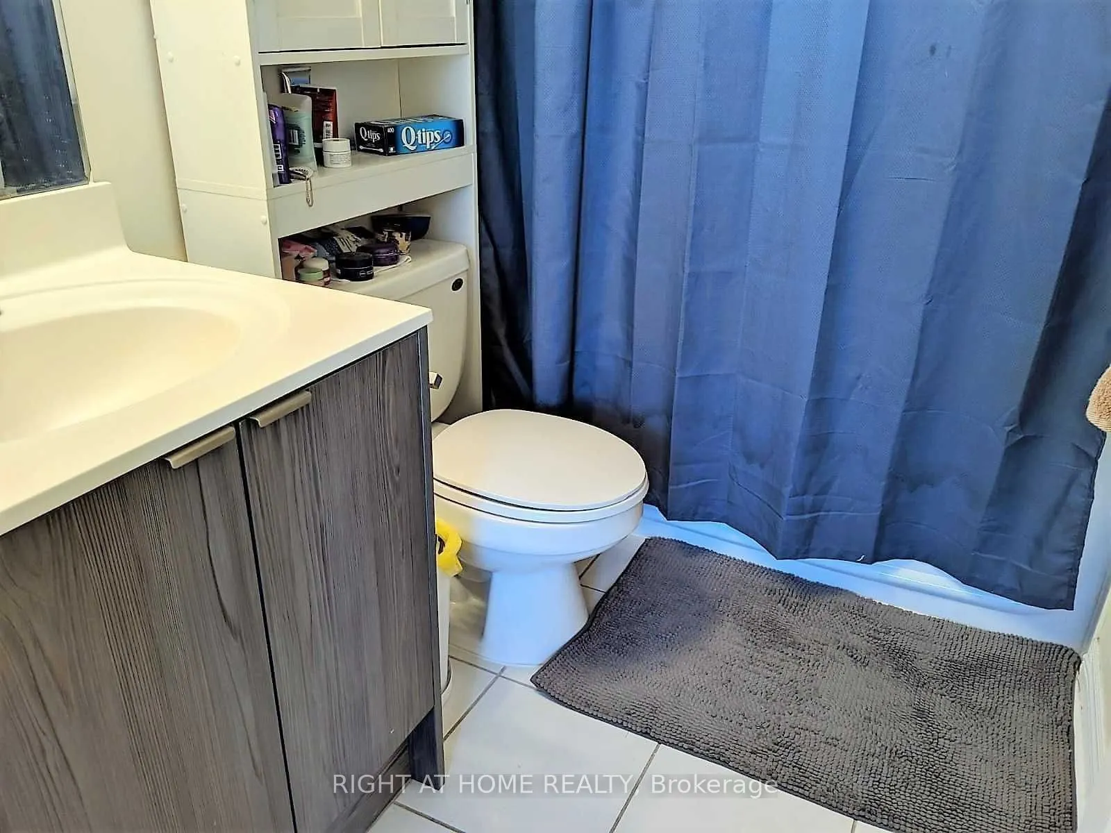 8 Rean Drive, #701