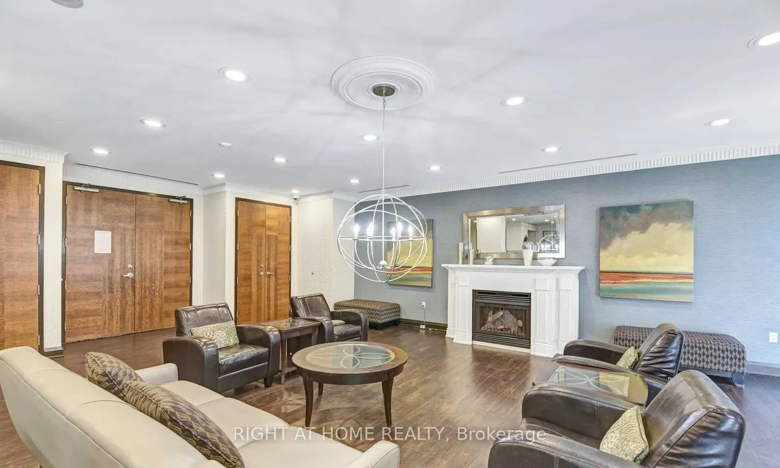 8 Rean Drive, #701