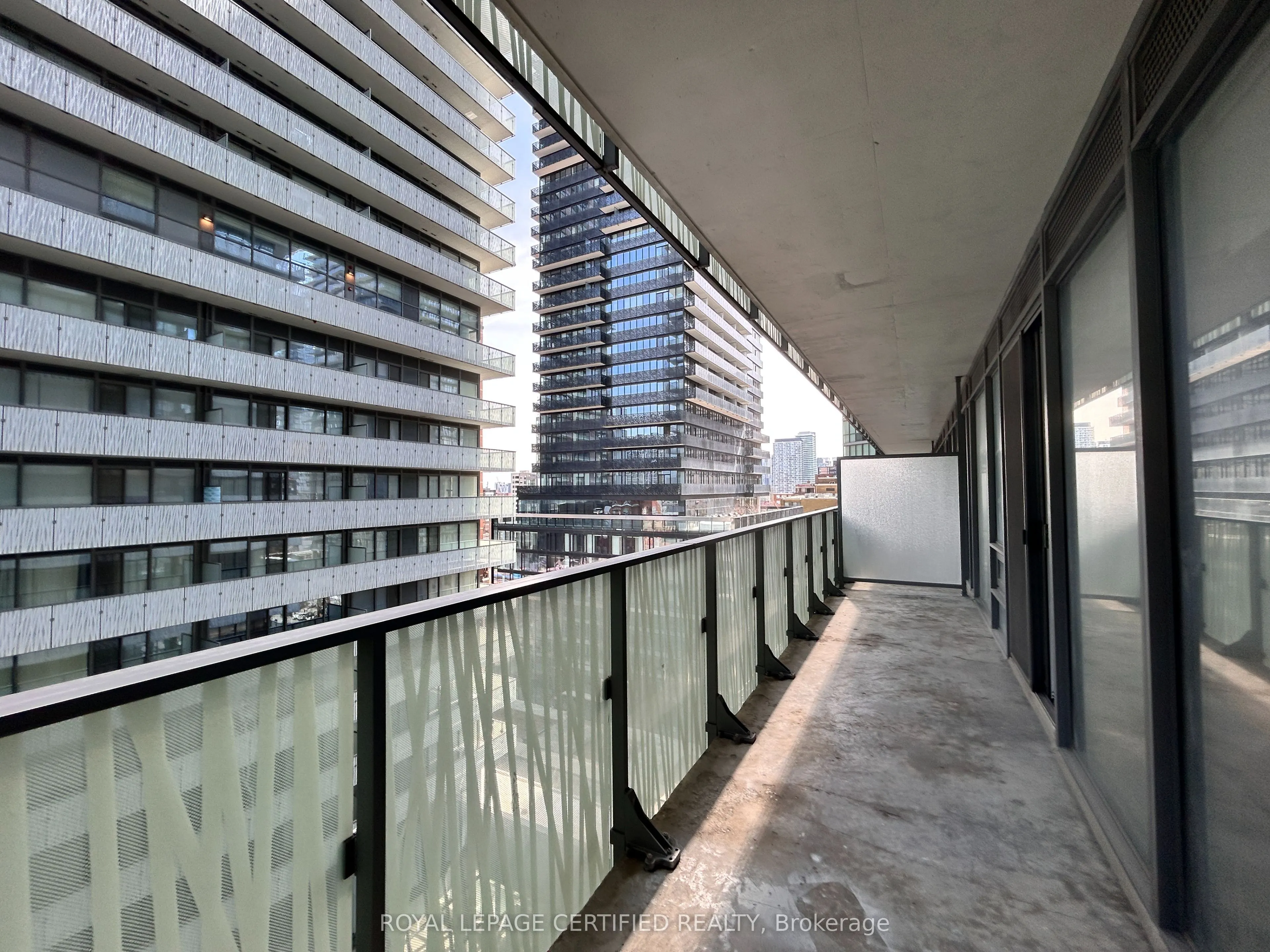 42 Charles Street E, #910