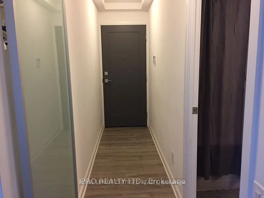 42 Charles Street E, #910