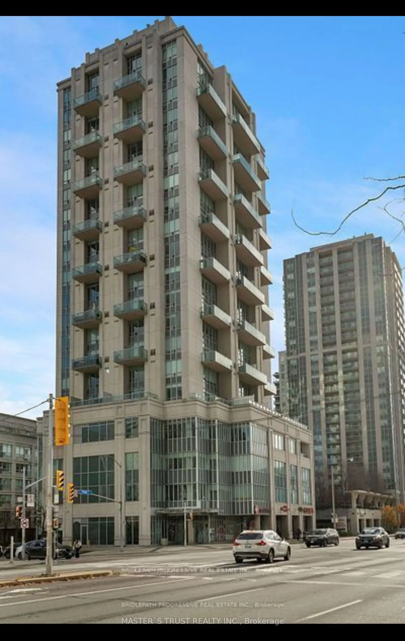 1 Avondale Avenue S, #806