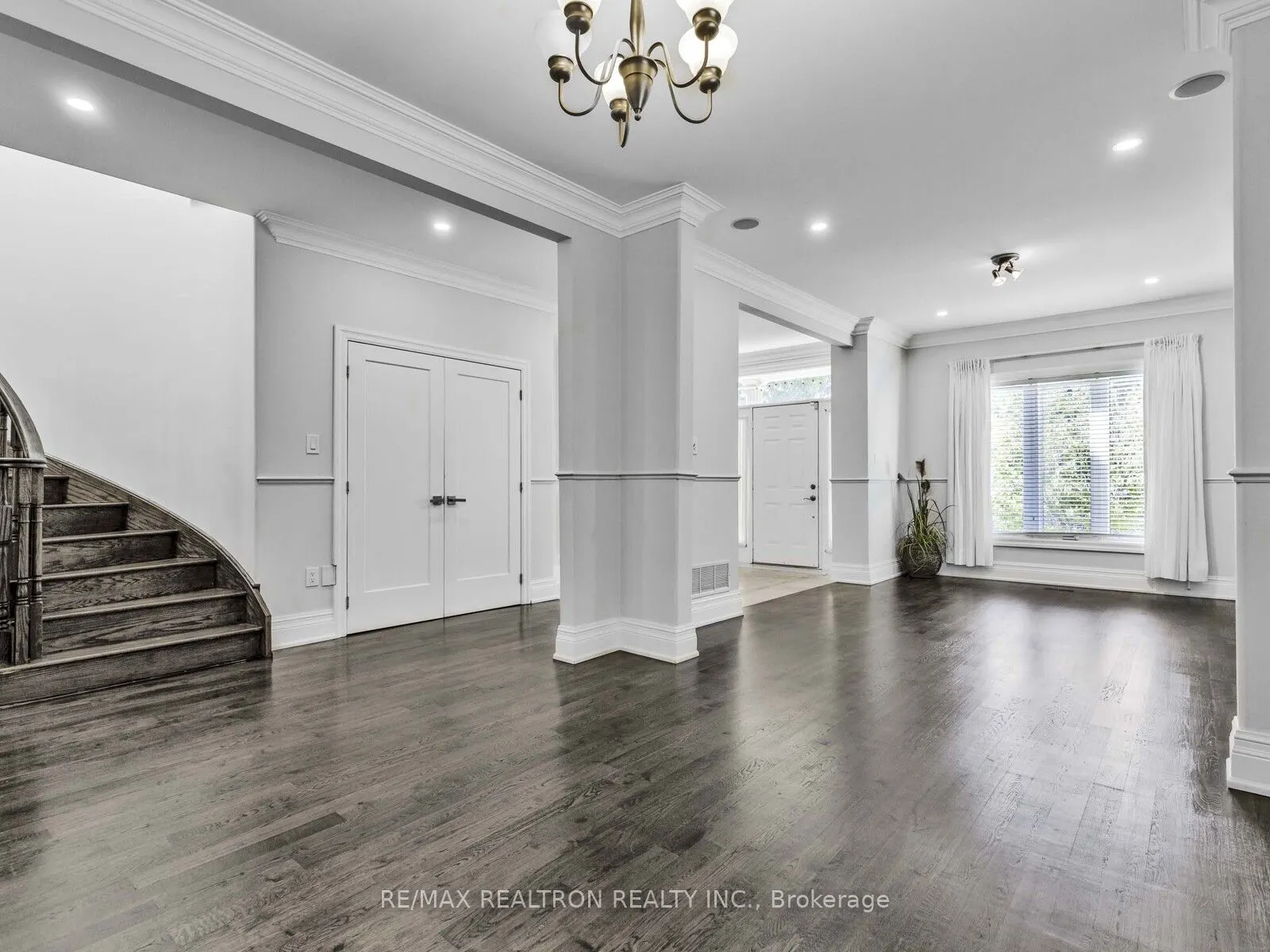 53 Walder Avenue