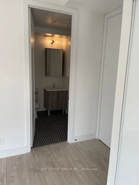 11 Lillian Street, #1409