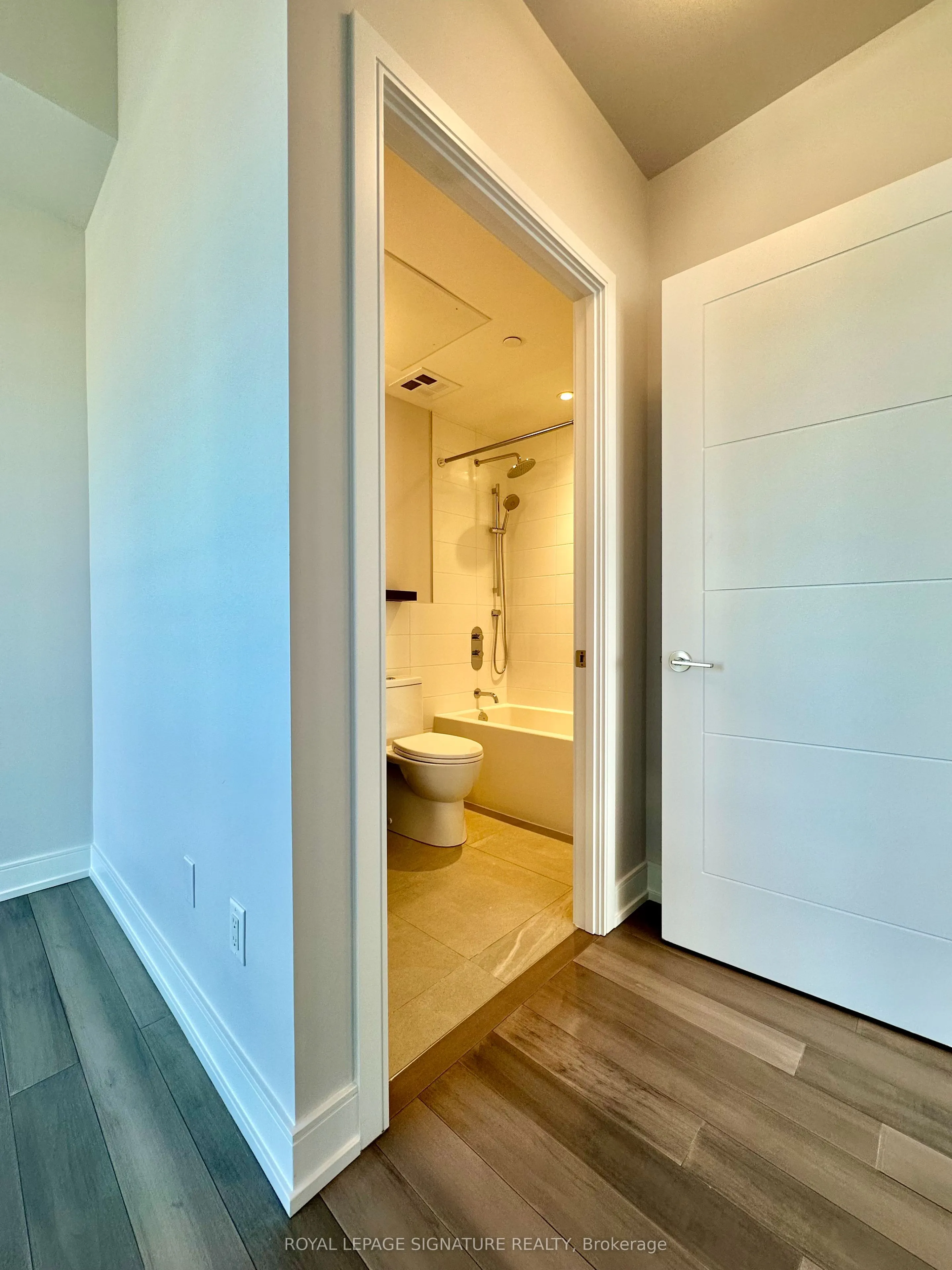 2525 Bathurst Street, #1303