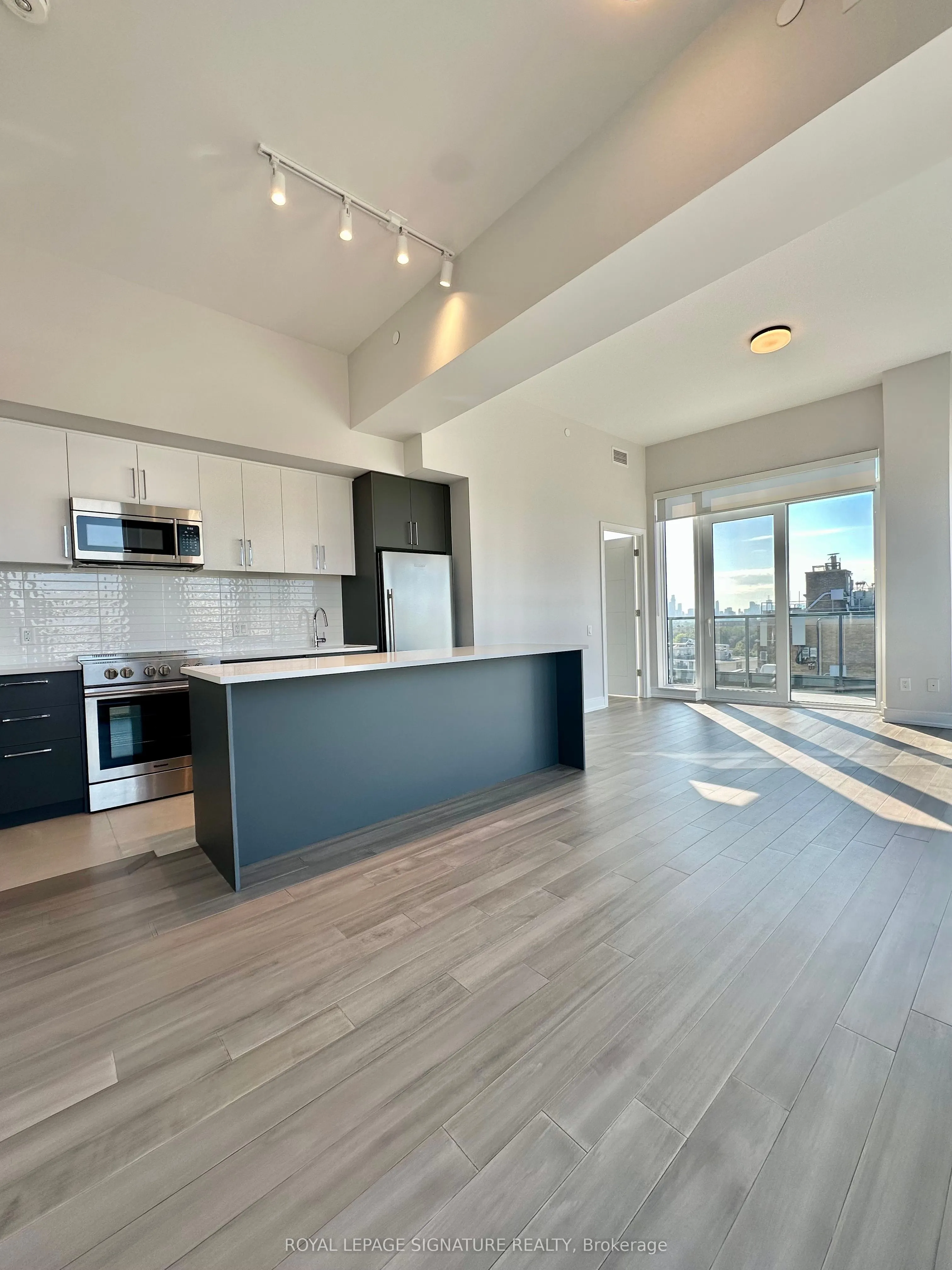 2525 Bathurst Street, #1303