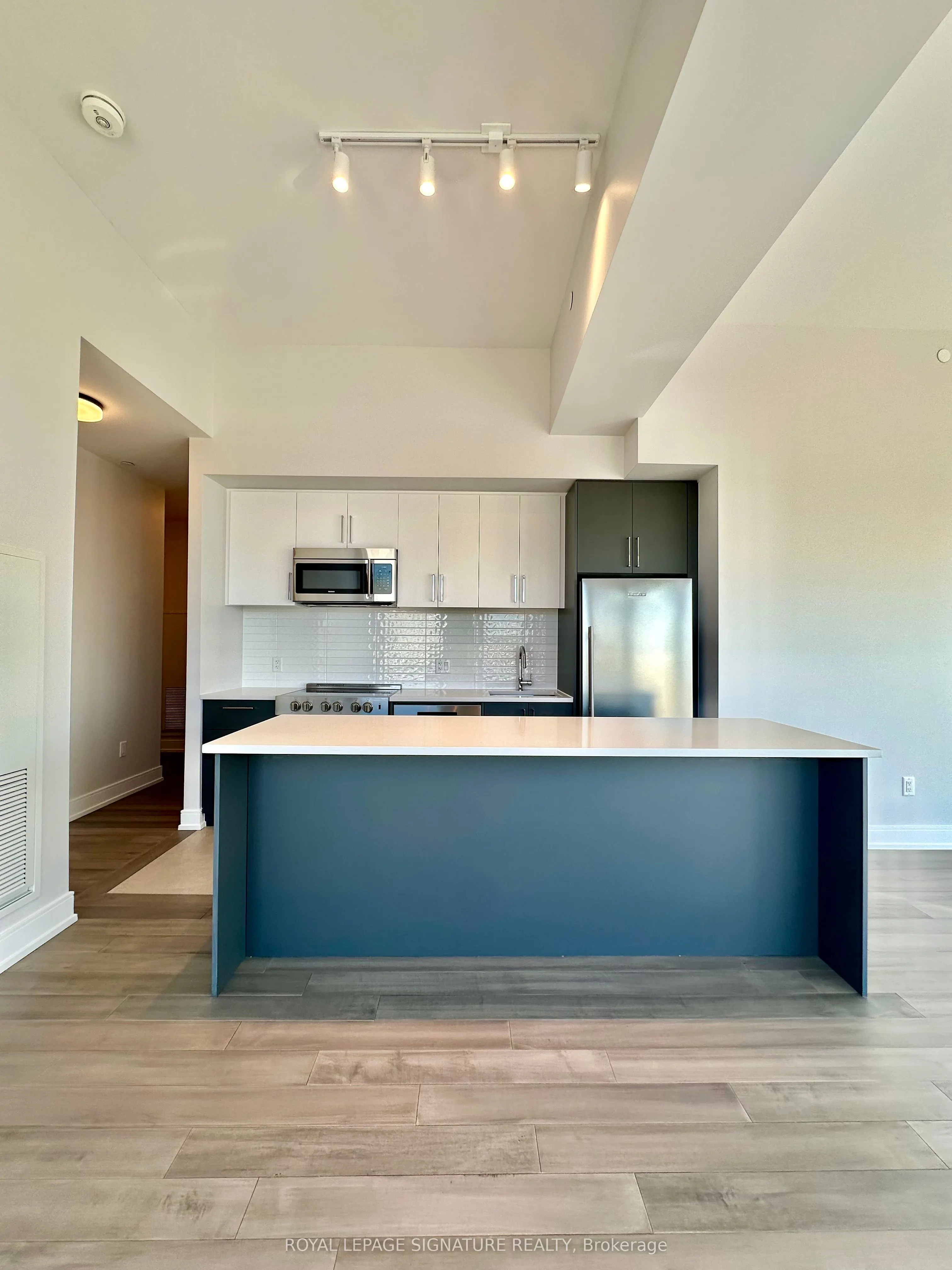 2525 Bathurst Street, #1303