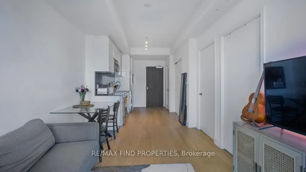 25 Richmond Street E, #2201