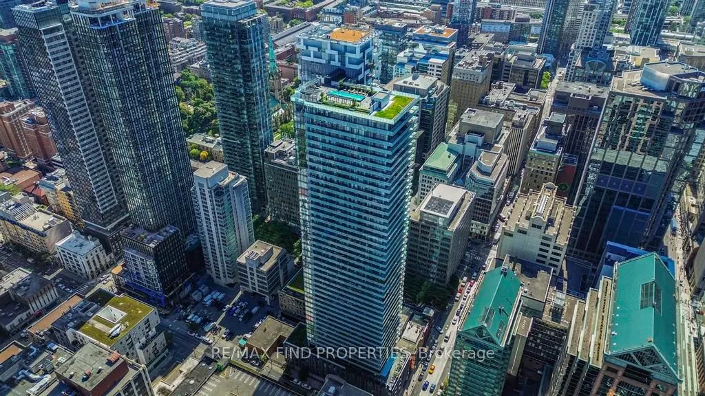 25 Richmond Street E, #2201