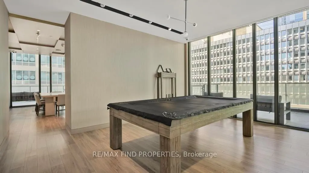 25 Richmond Street E, #2201