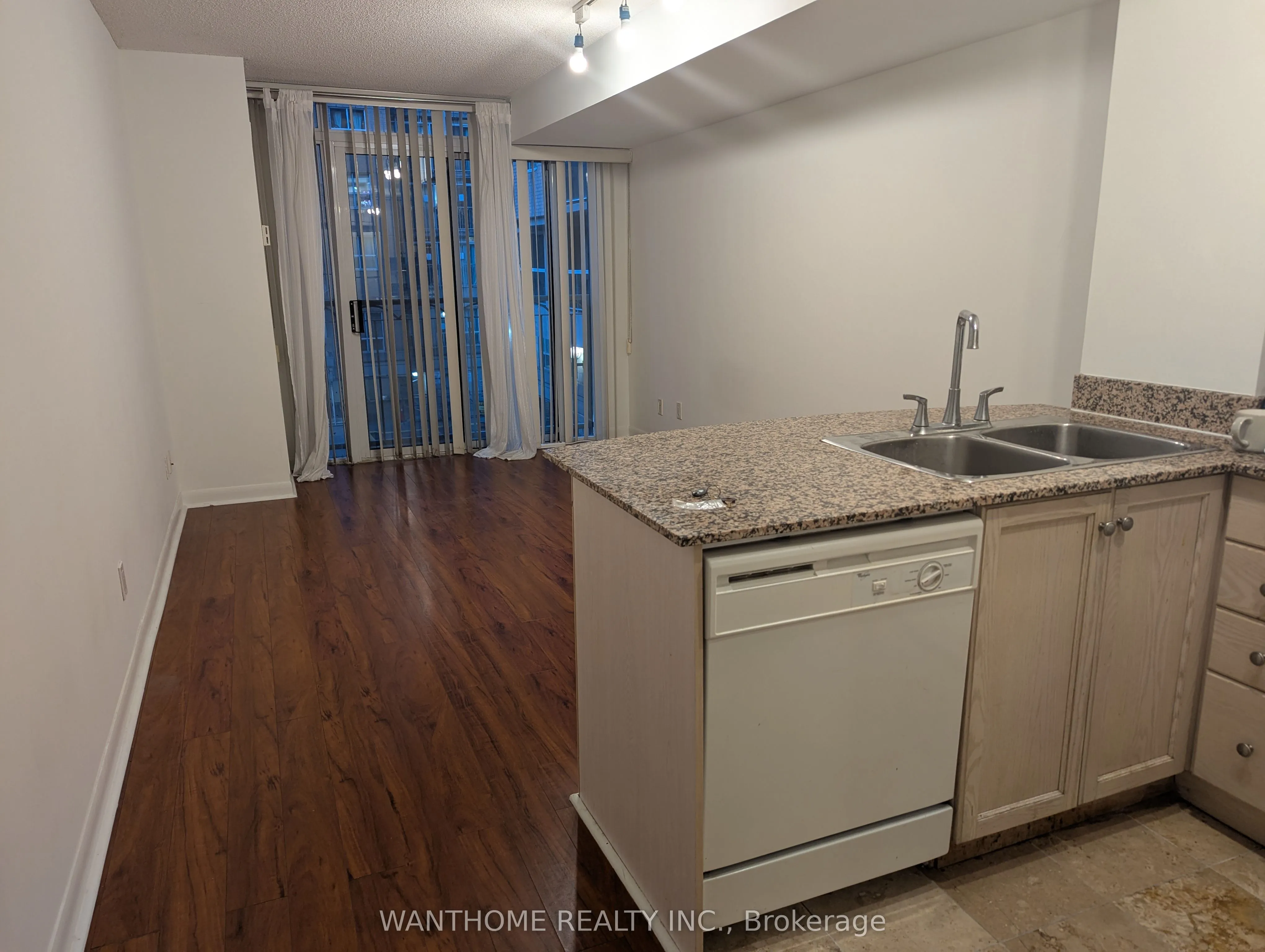313 Richmond Street E, #350