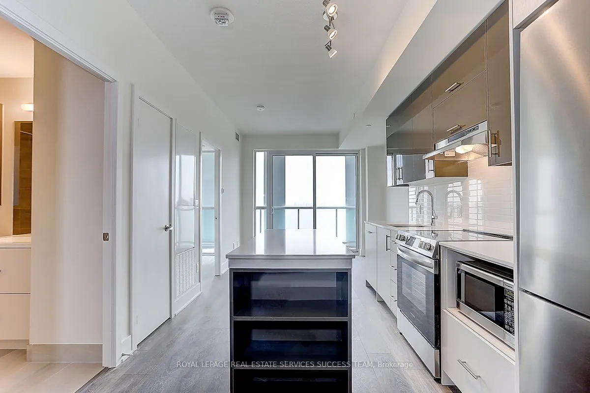 188 Fairview Mall Drive, #1710