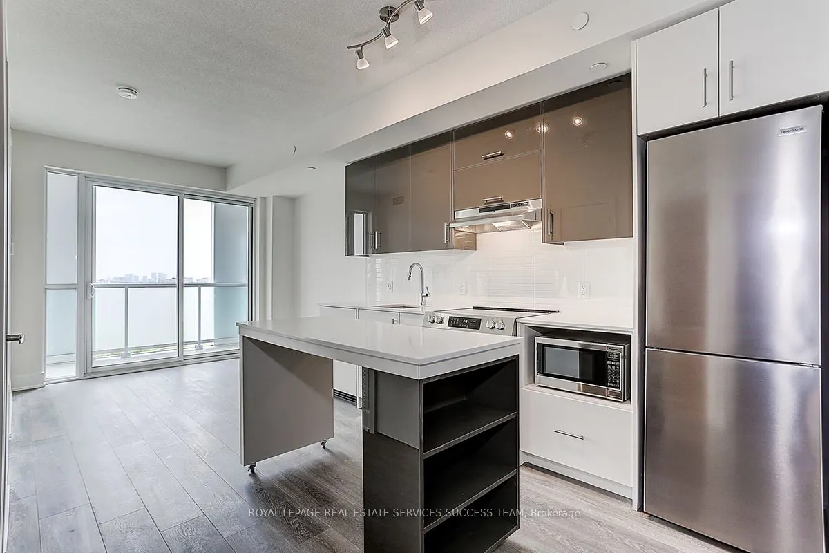 188 Fairview Mall Drive, #1710