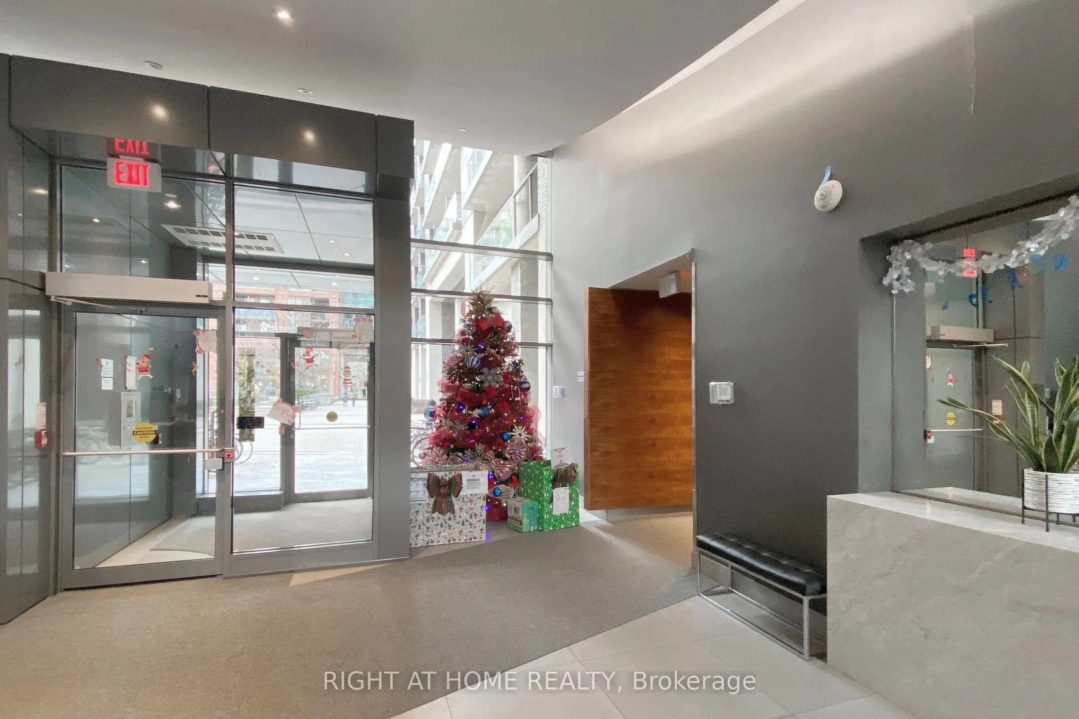 68 Abell Street, #846