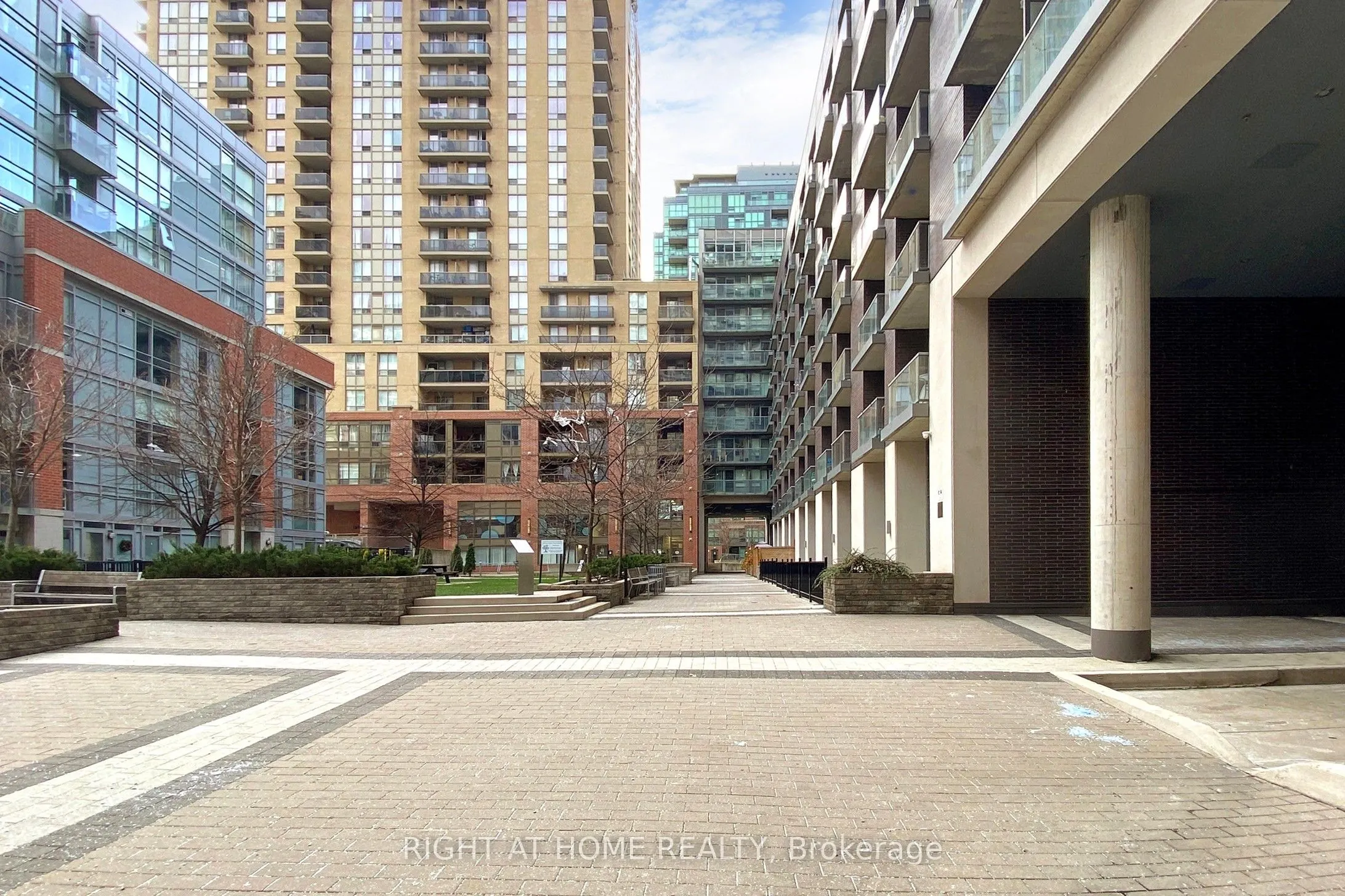 68 Abell Street, #846