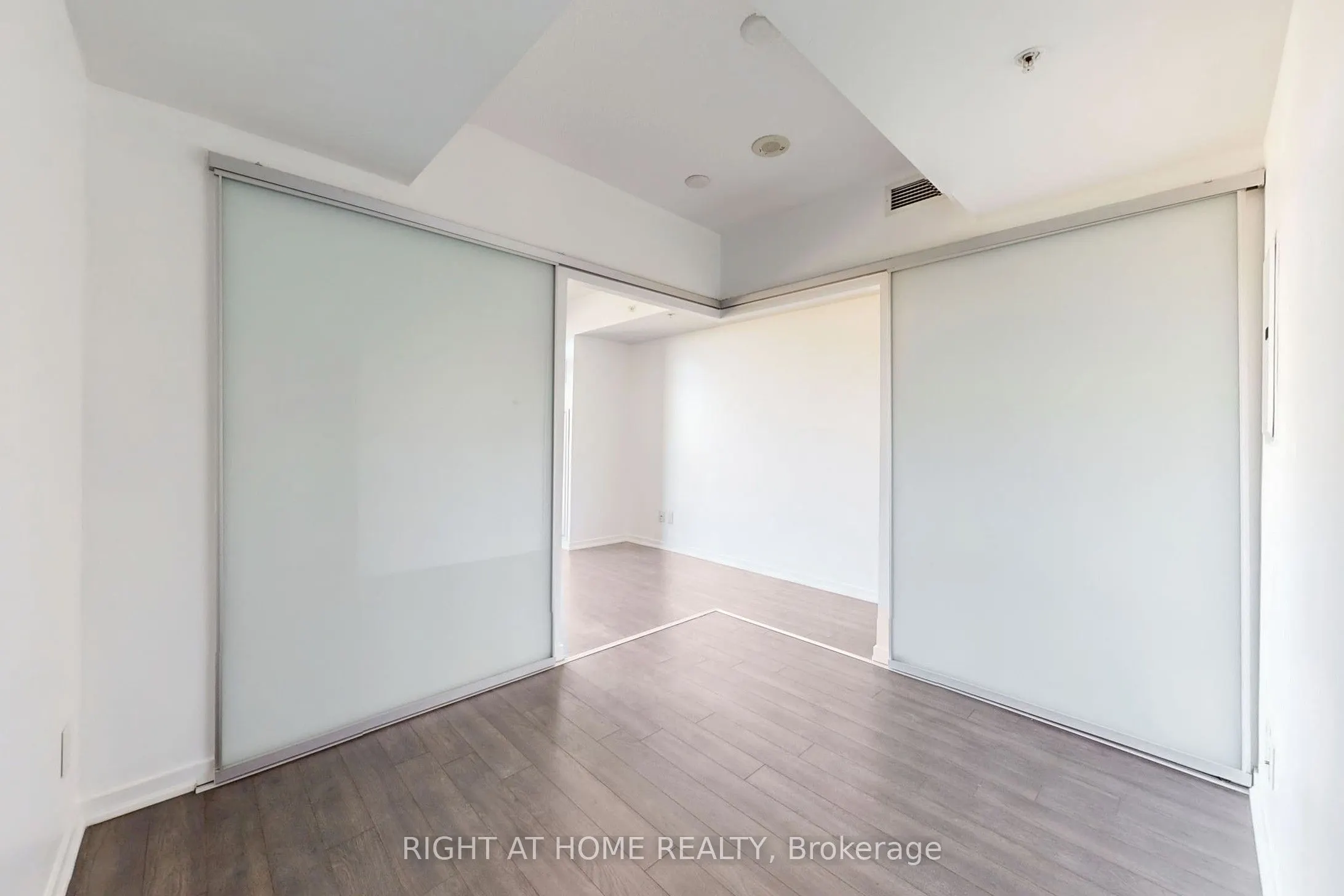 68 Abell Street, #846