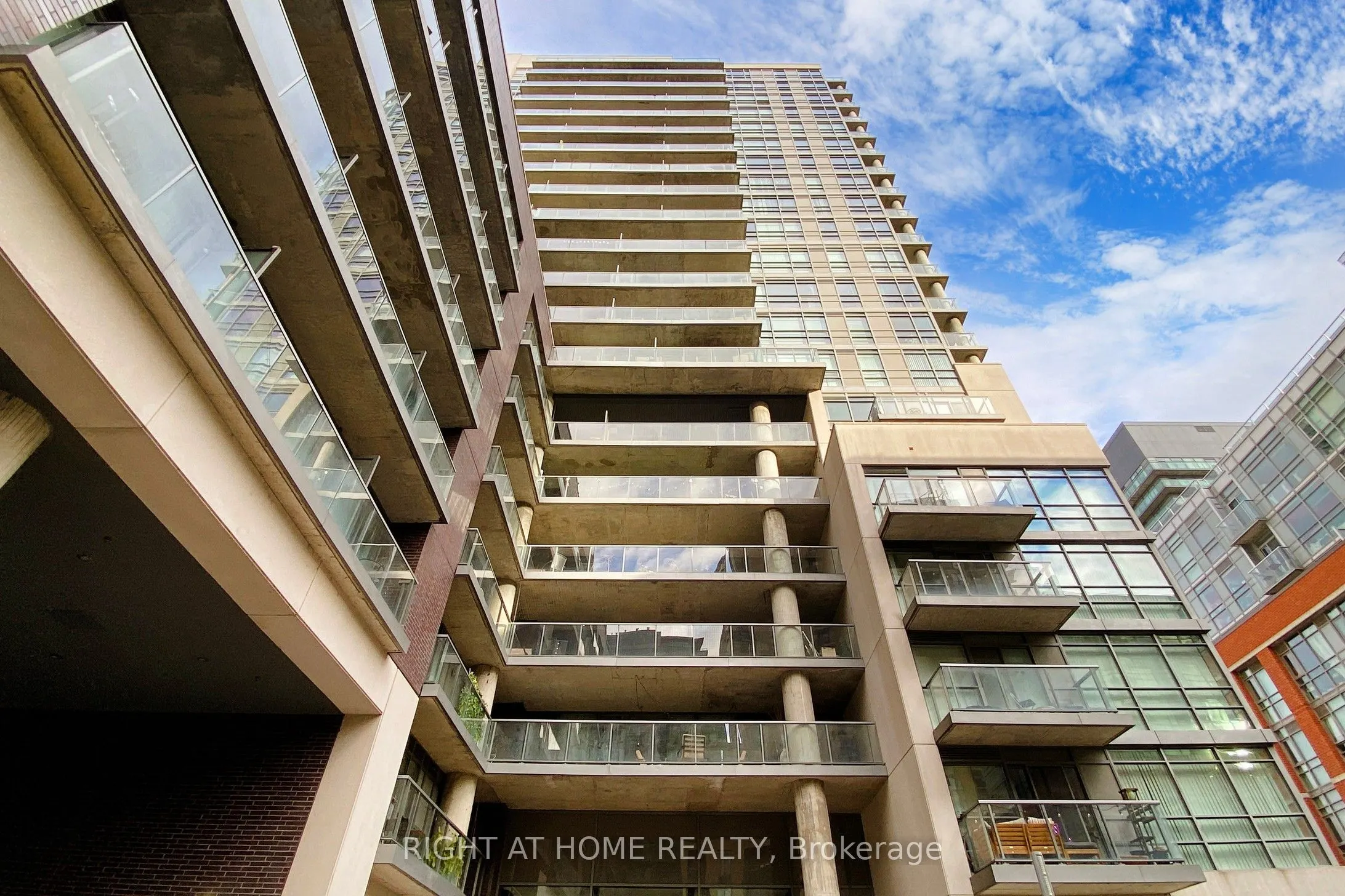 68 Abell Street, #846
