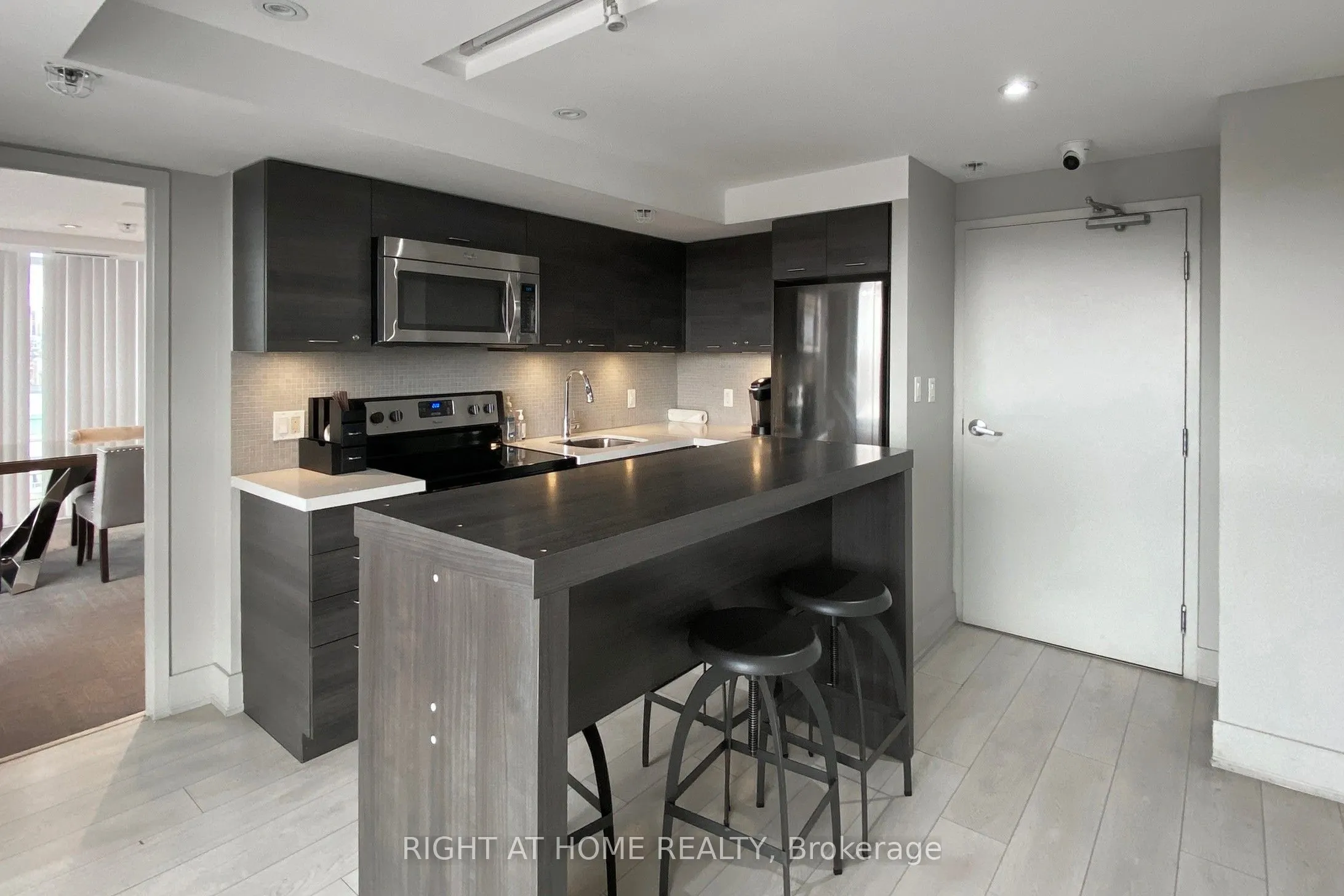 68 Abell Street, #846