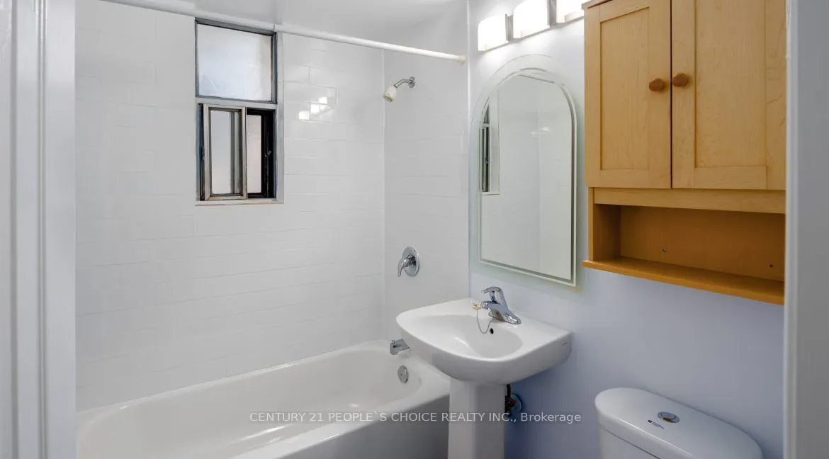 869 Avenue Road, #6