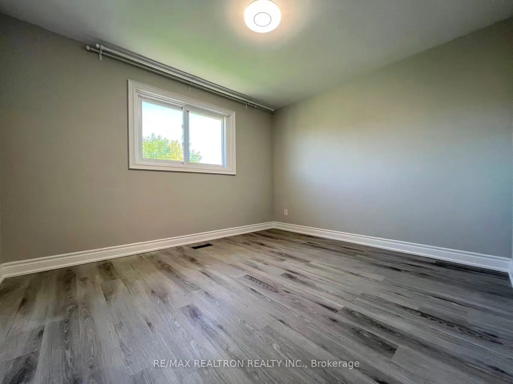 329 Cherokee Boulevard, #Upper