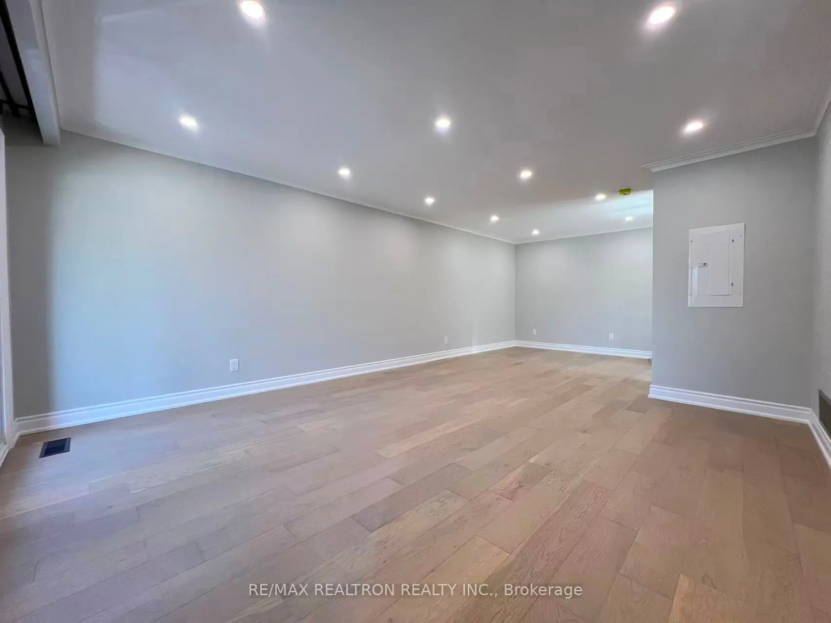 329 Cherokee Boulevard, #Upper