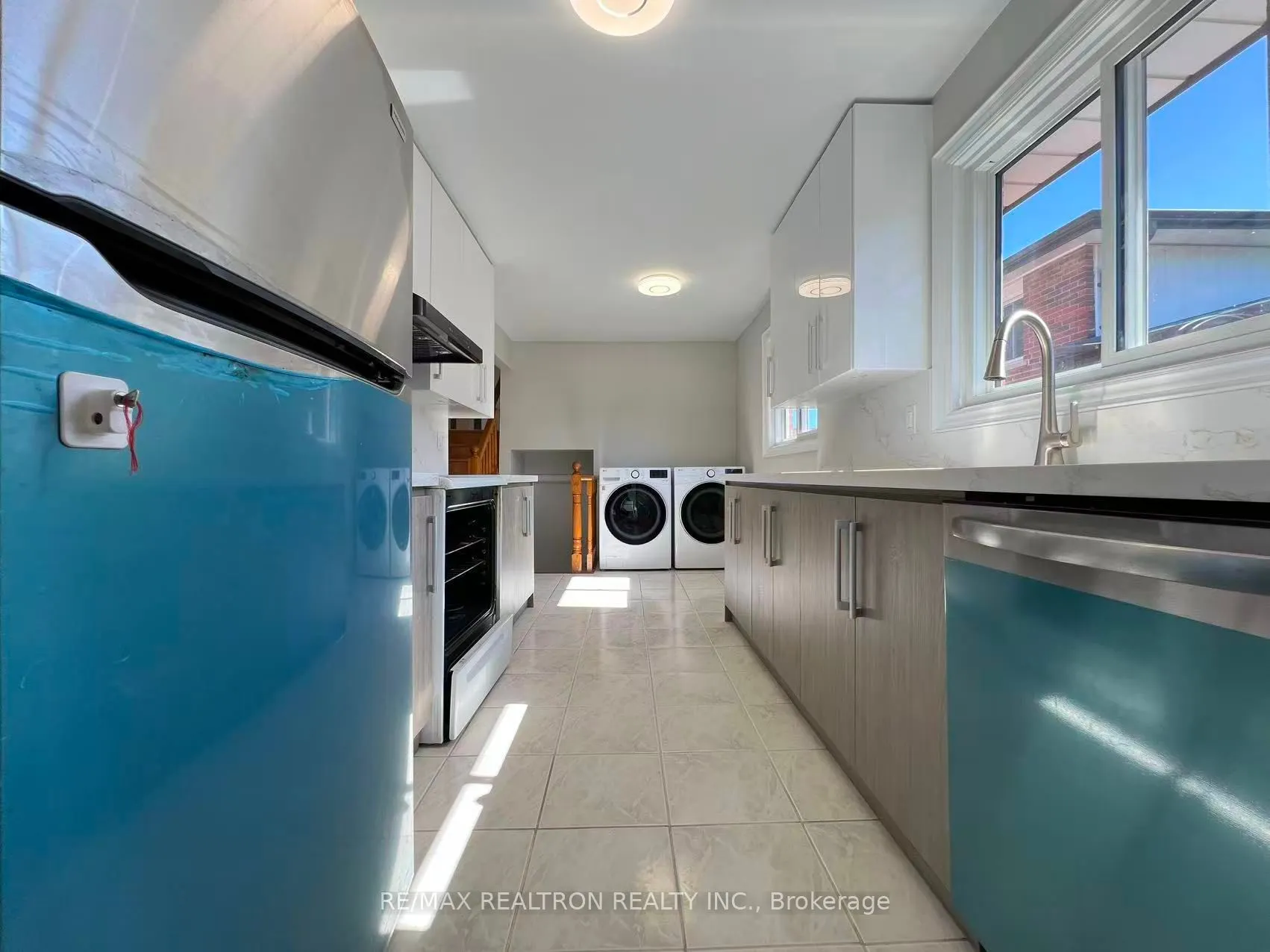 329 Cherokee Boulevard, #Upper
