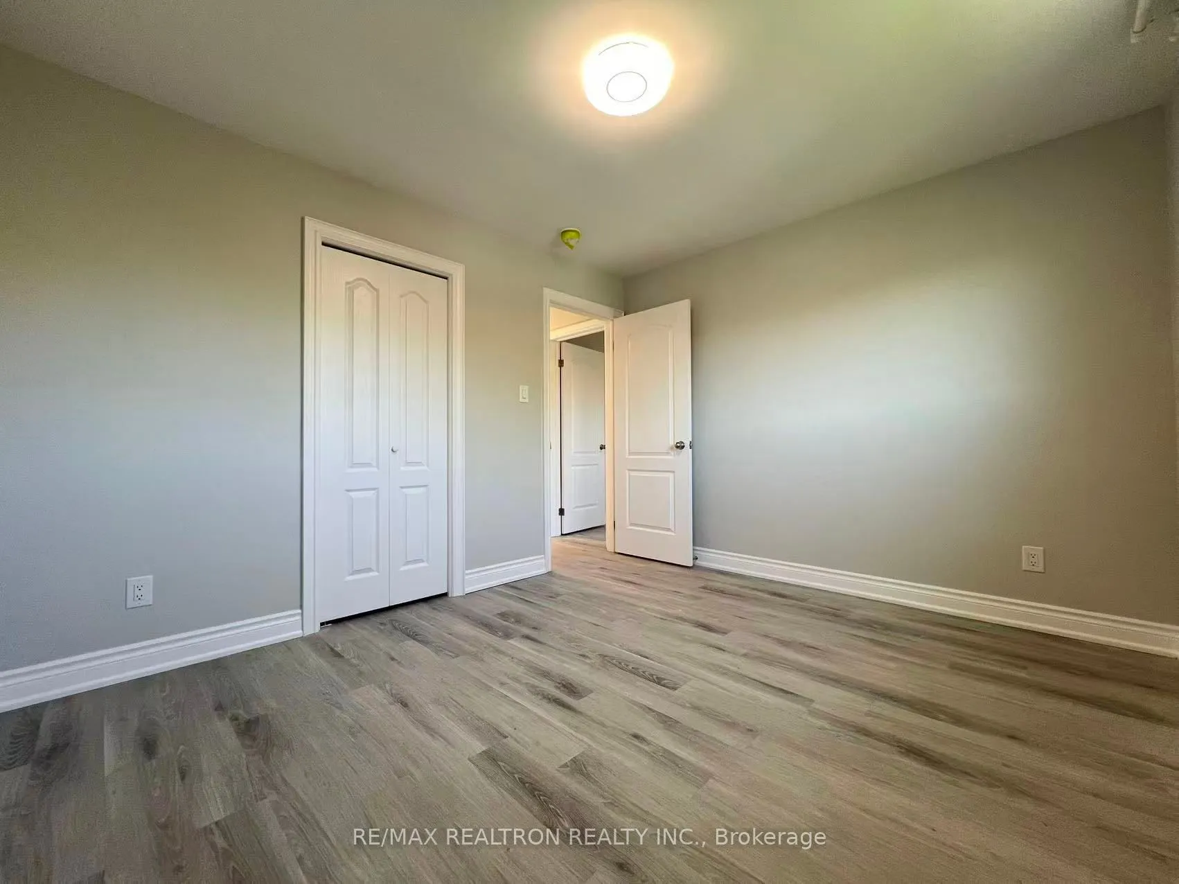 329 Cherokee Boulevard, #Upper