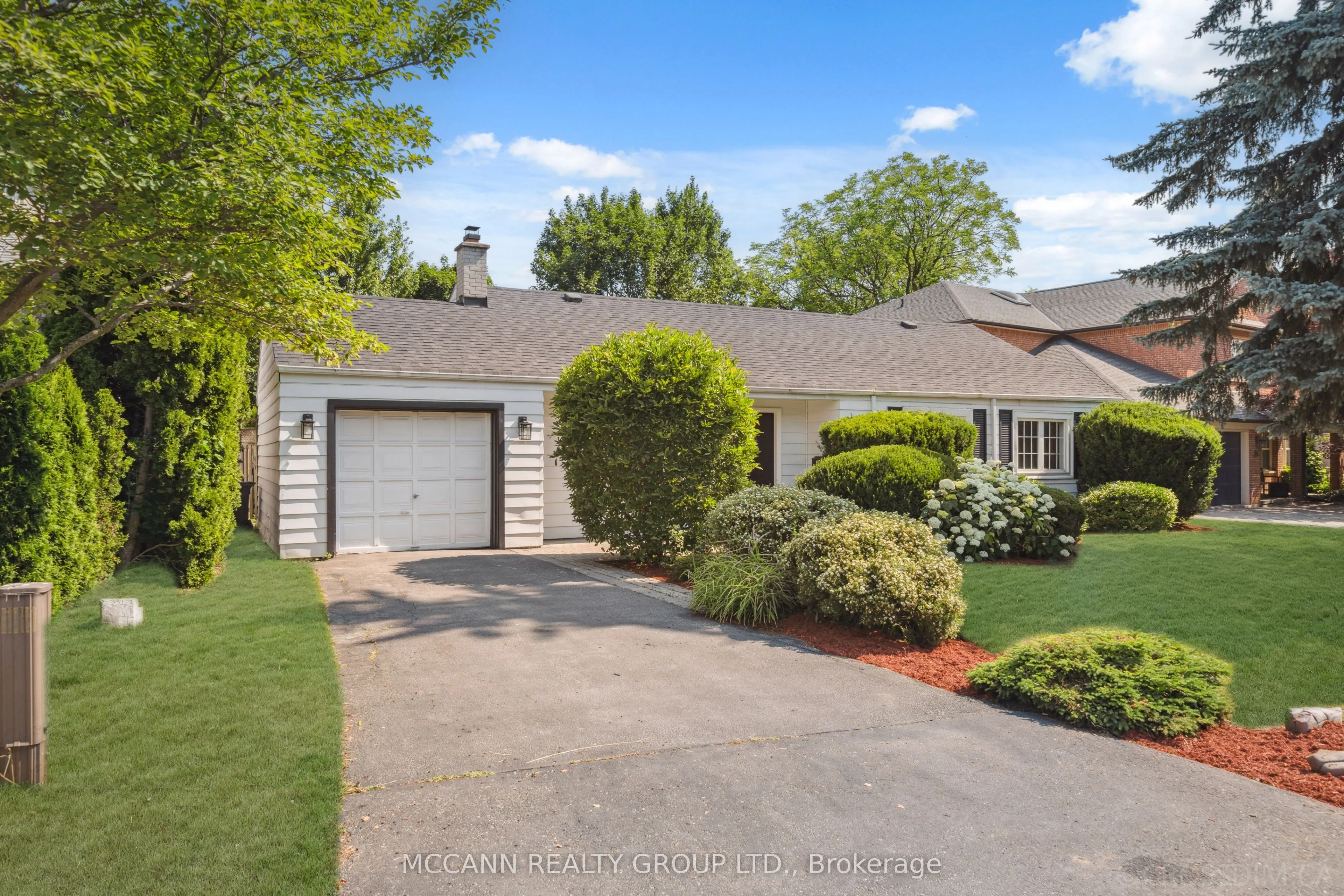 102 Yorkminster Road
