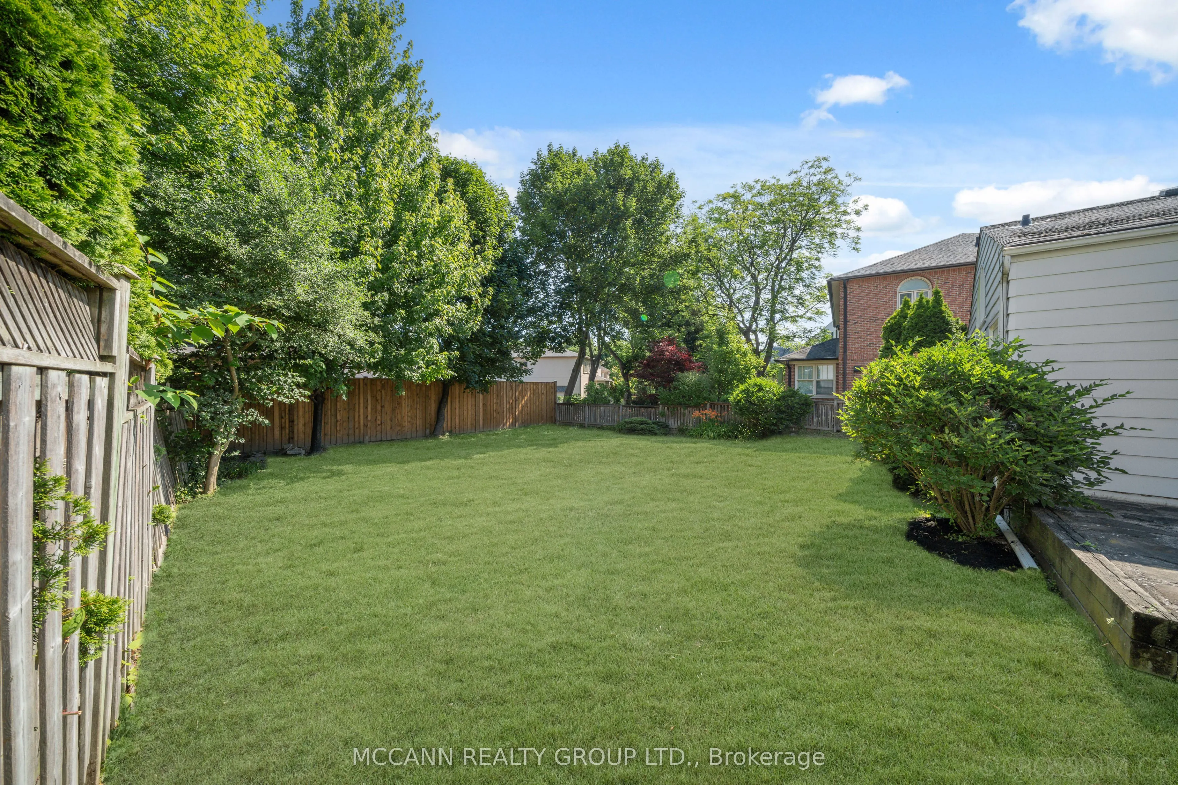 102 Yorkminster Road