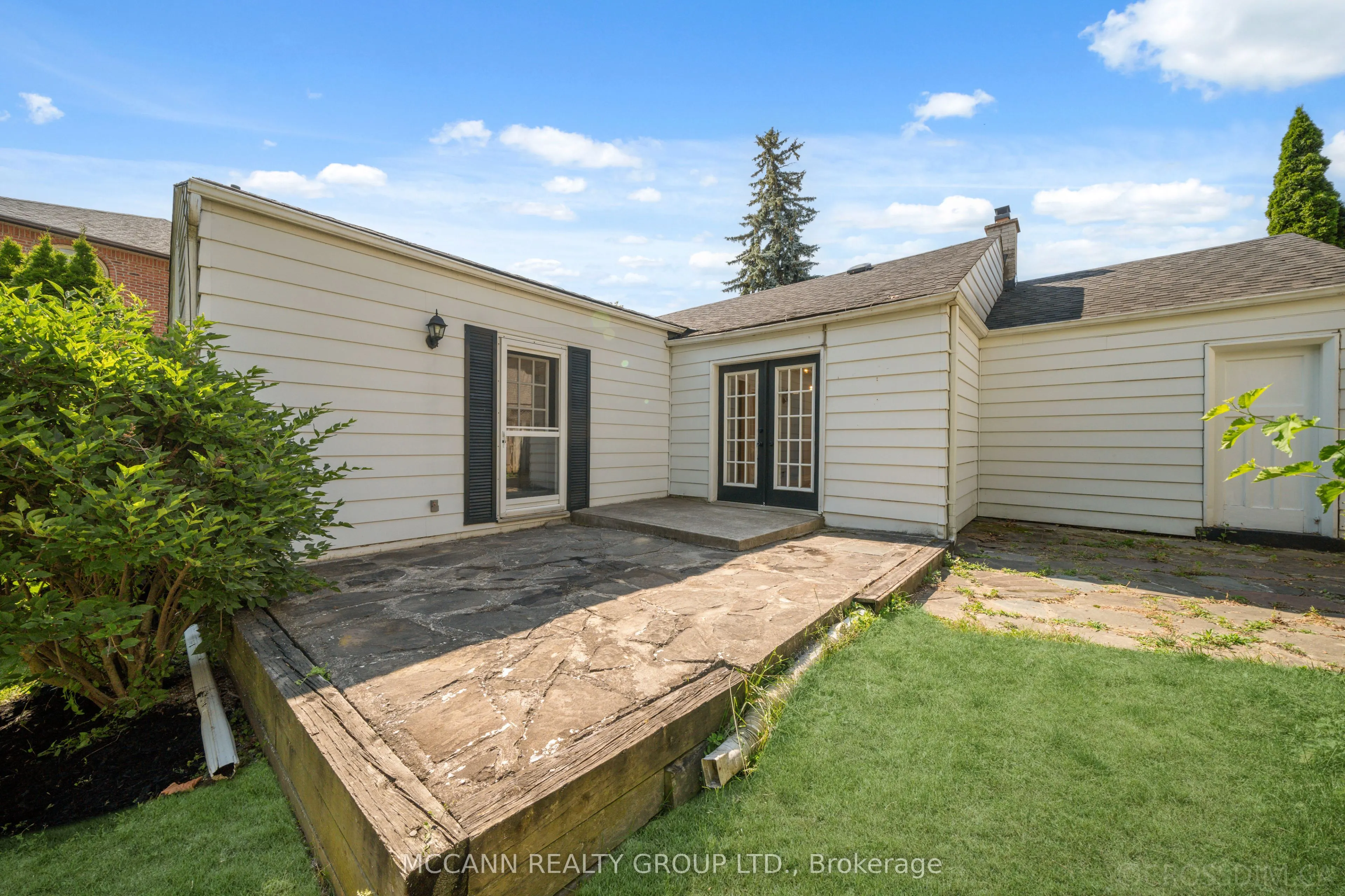 102 Yorkminster Road