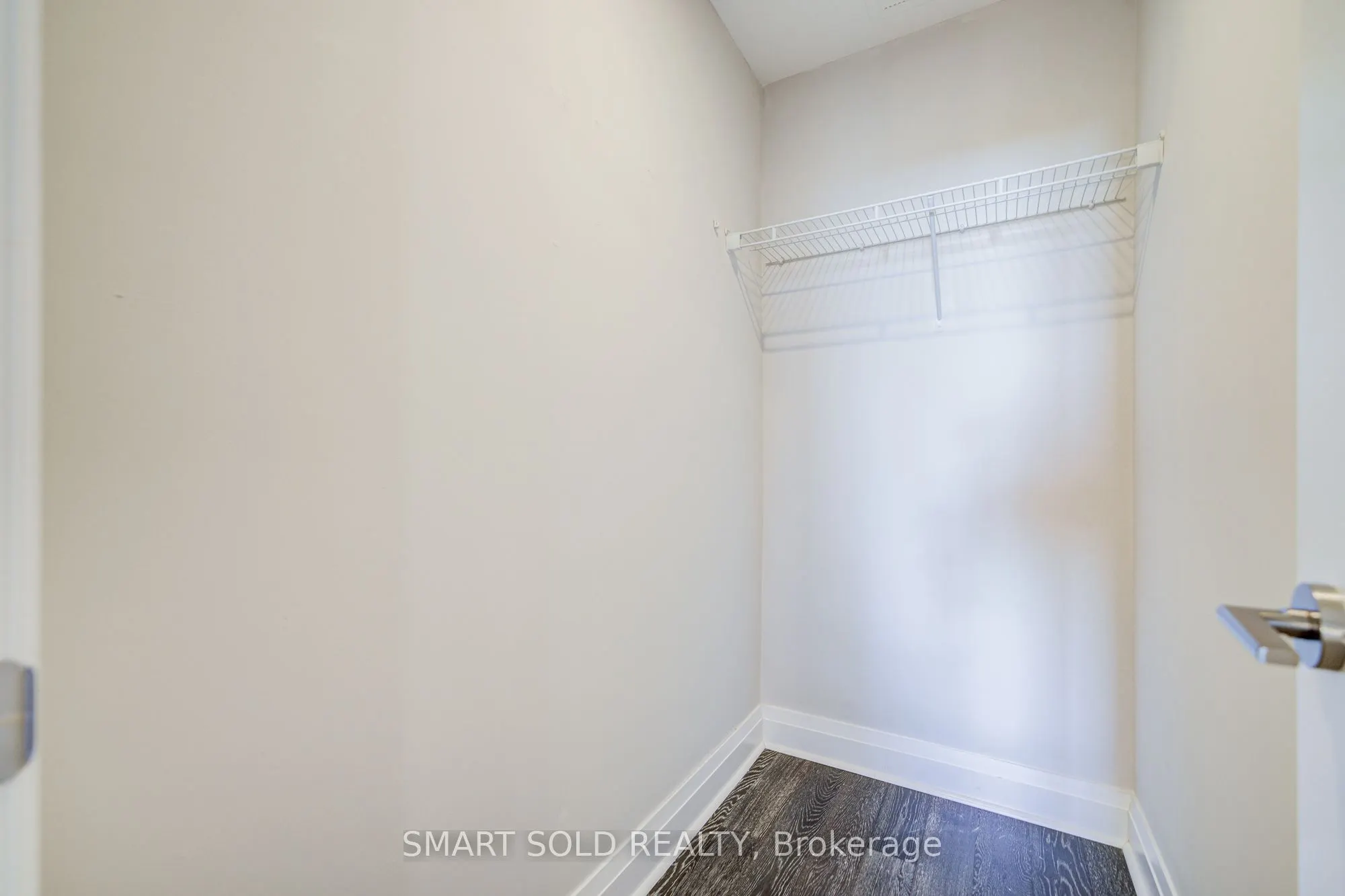 399 Spring Garden Avenue E, #624