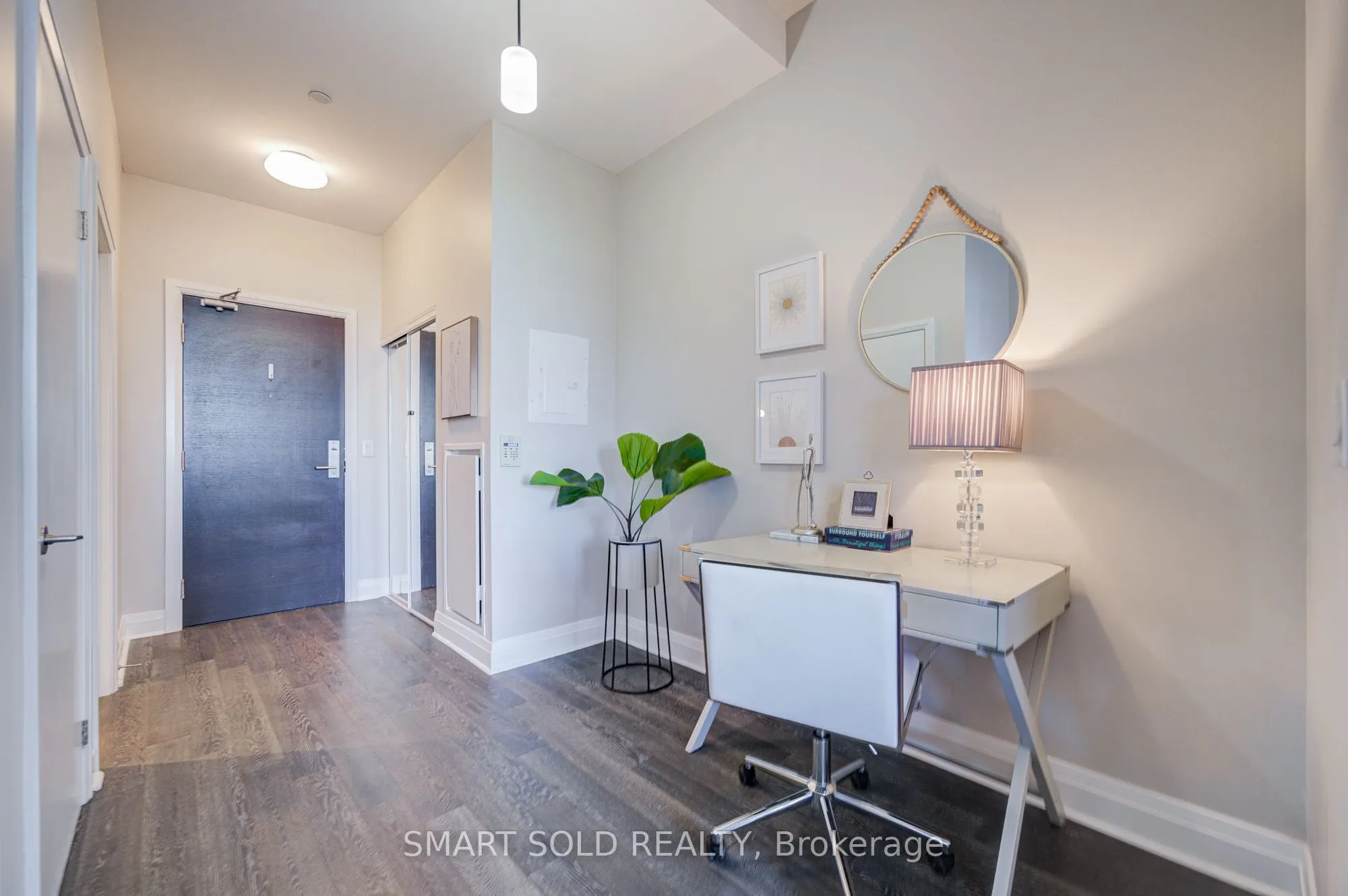 399 Spring Garden Avenue E, #624