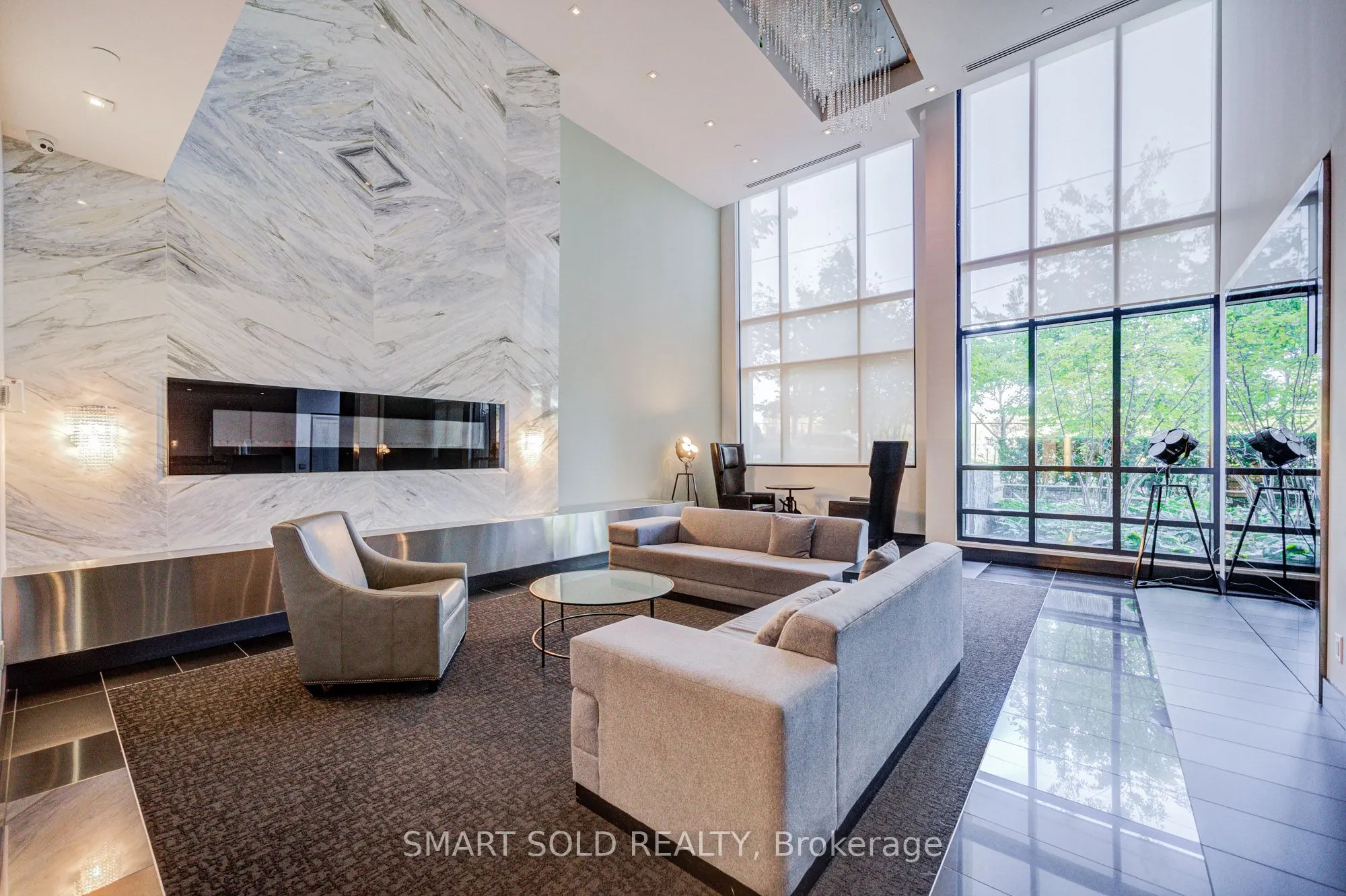 399 Spring Garden Avenue E, #624