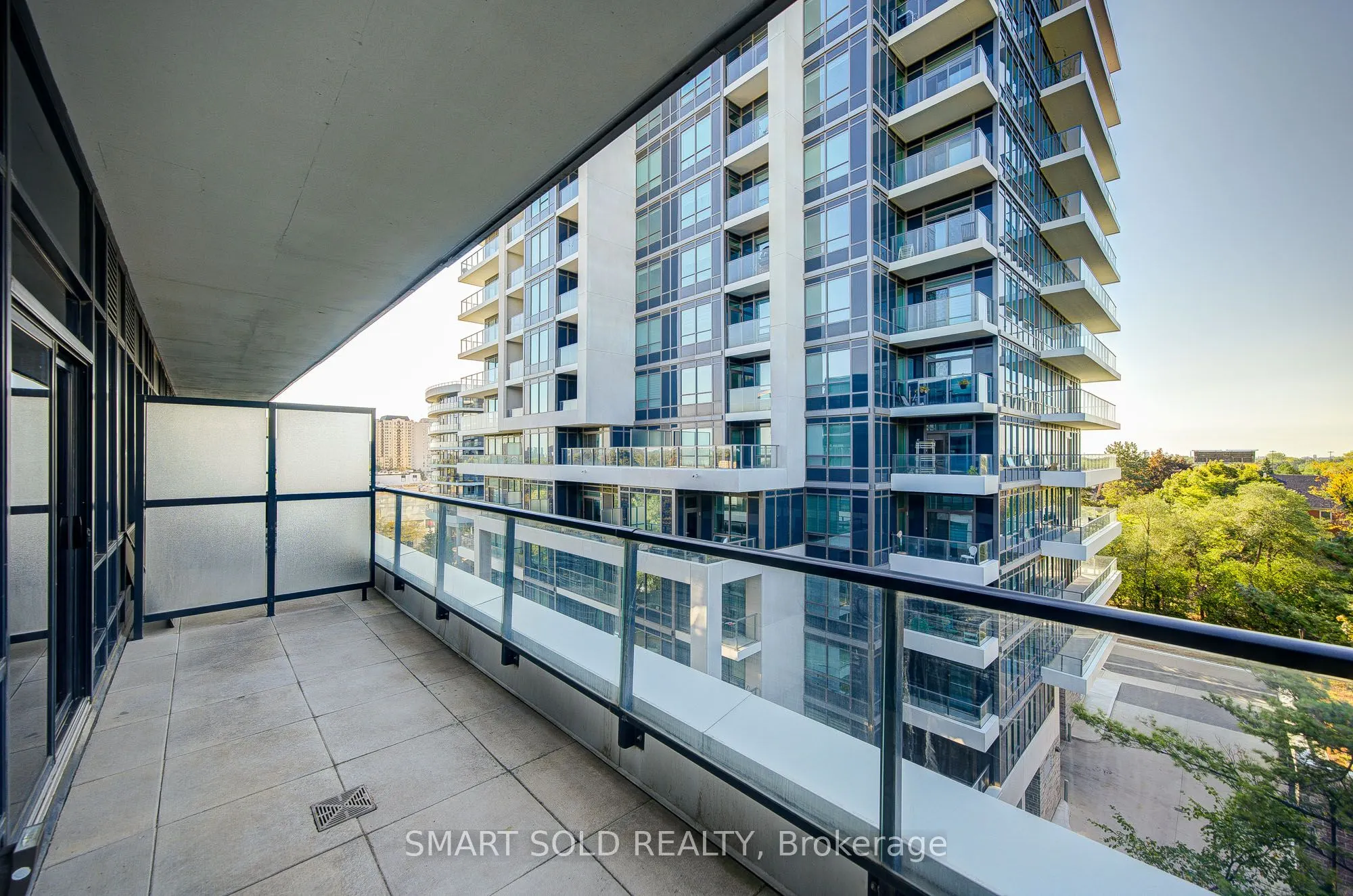 399 Spring Garden Avenue E, #624