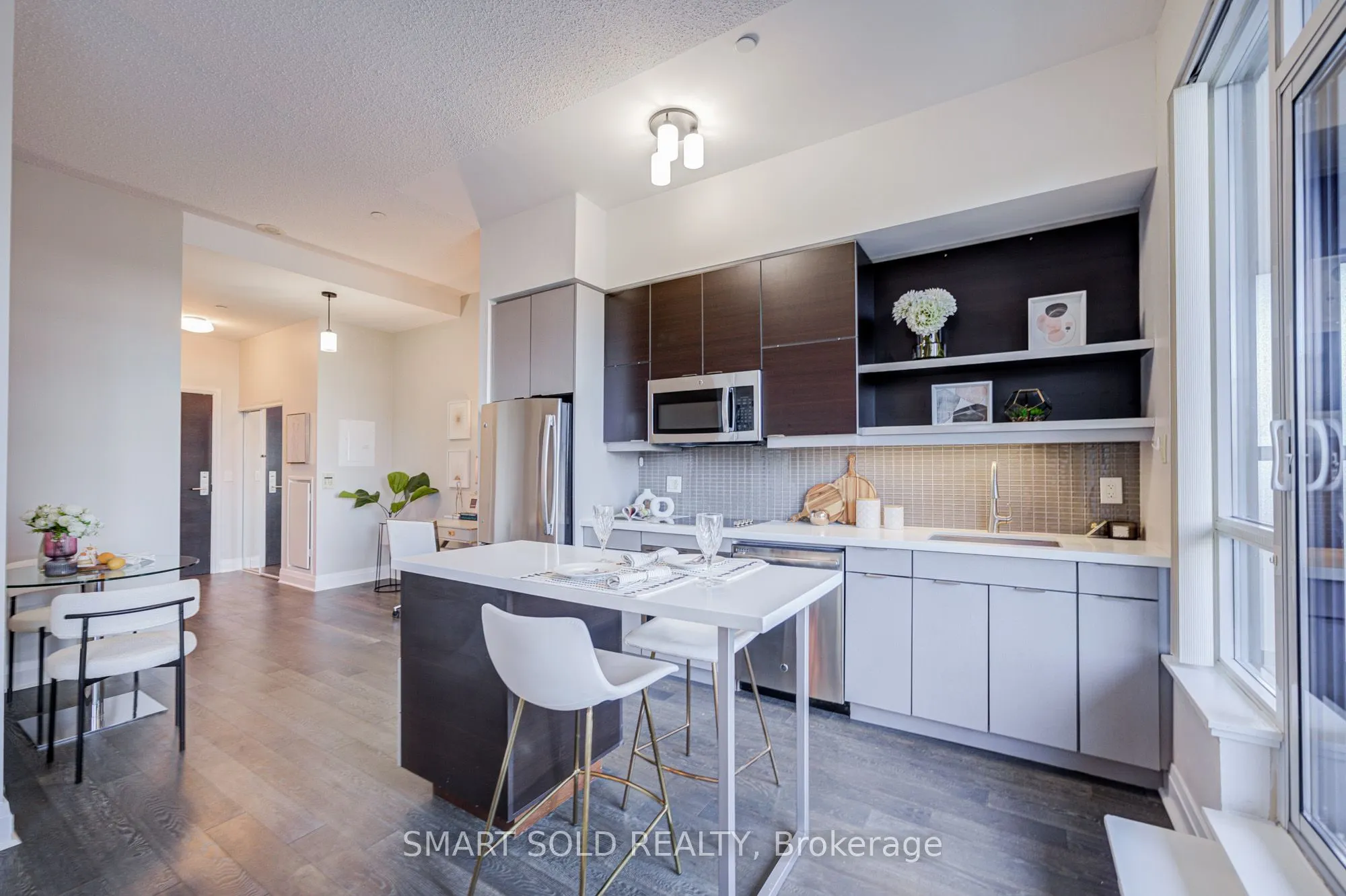 399 Spring Garden Avenue E, #624