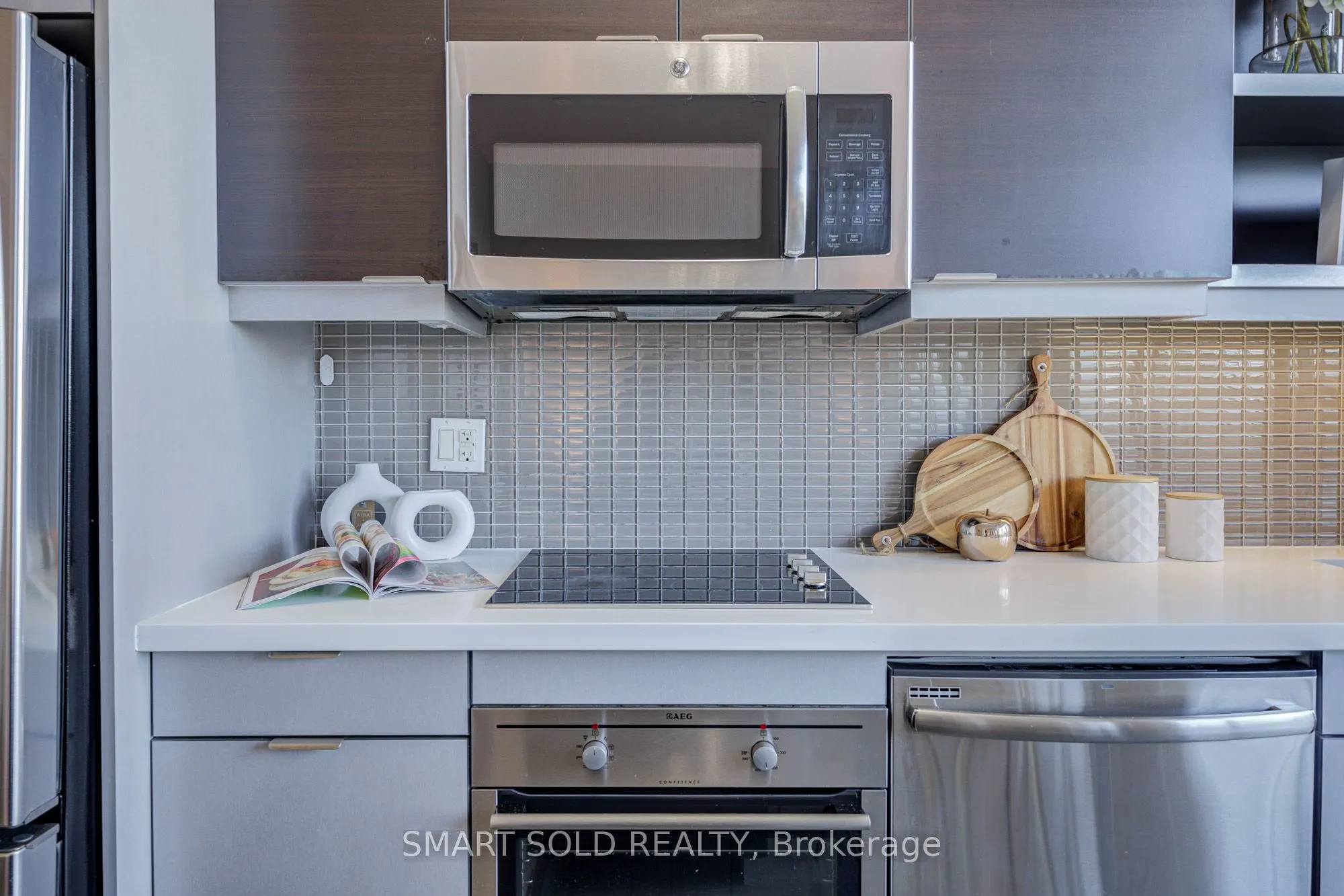 399 Spring Garden Avenue E, #624