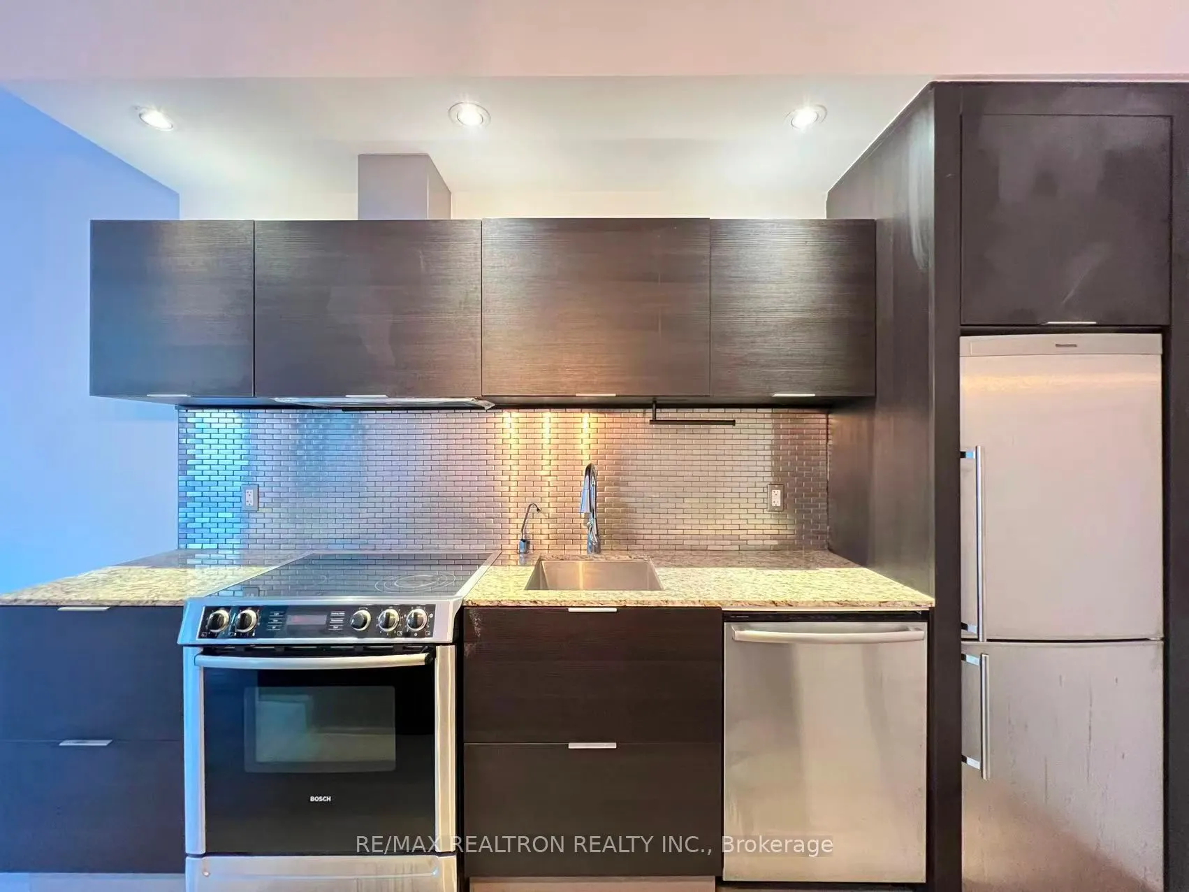 8 Charlotte Street, #214
