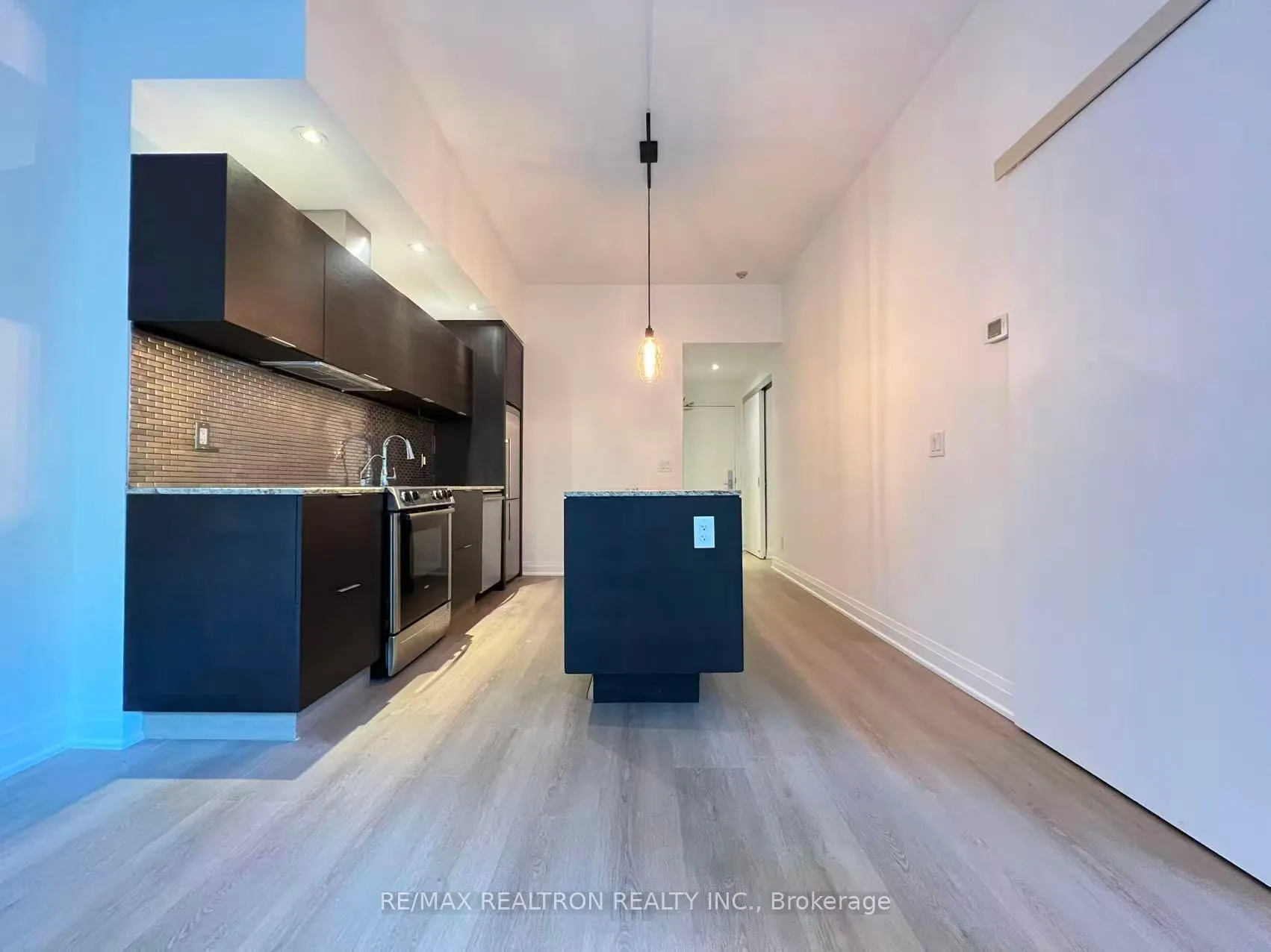 8 Charlotte Street, #214