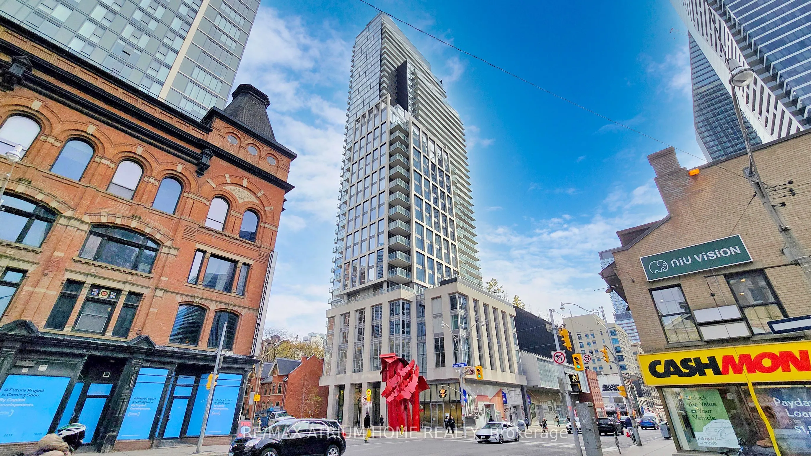 1 Gloucester Street, #715